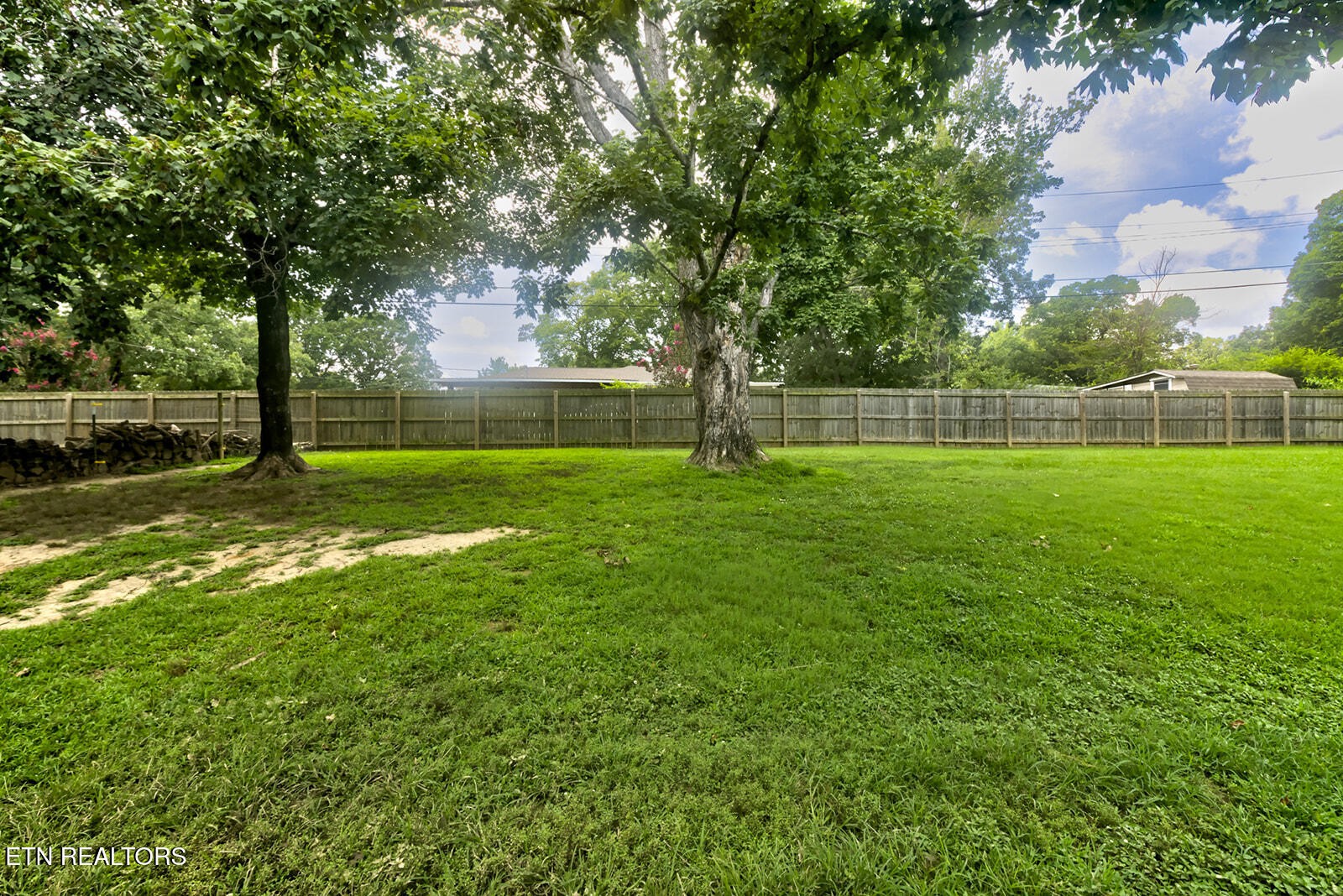 112 S Hummingbird Lane
