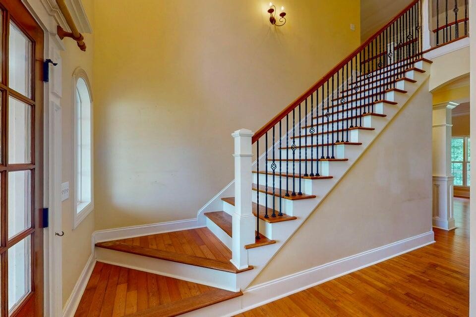 355 Leatha Lane, NW