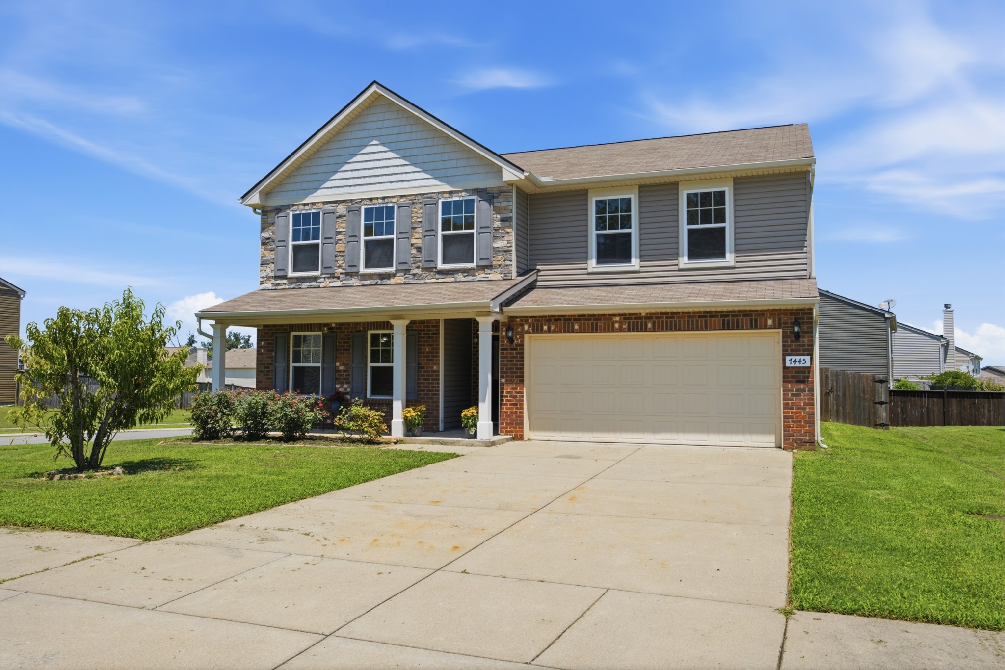 1445 Old Stone Rd