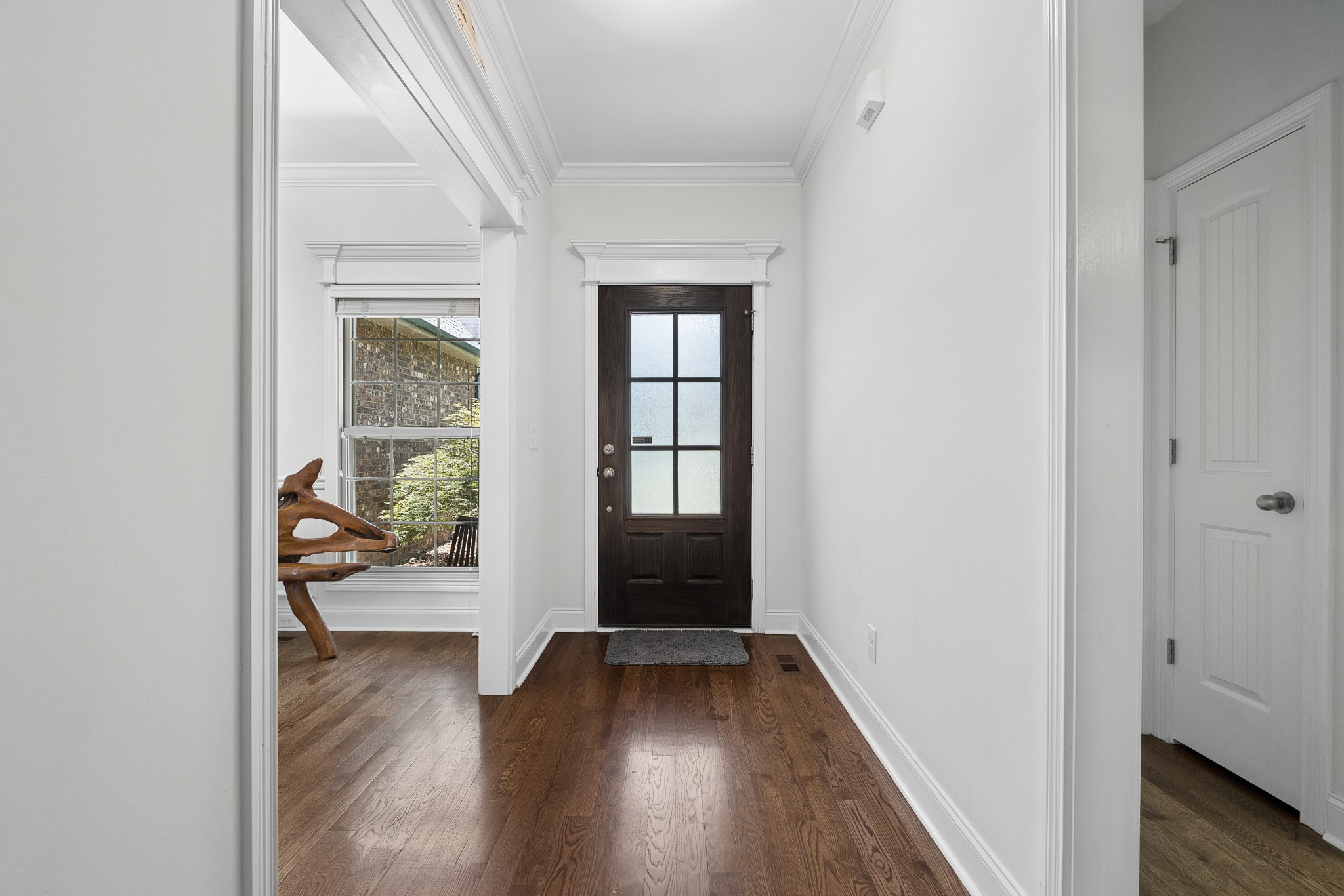 804 Twin View Dr