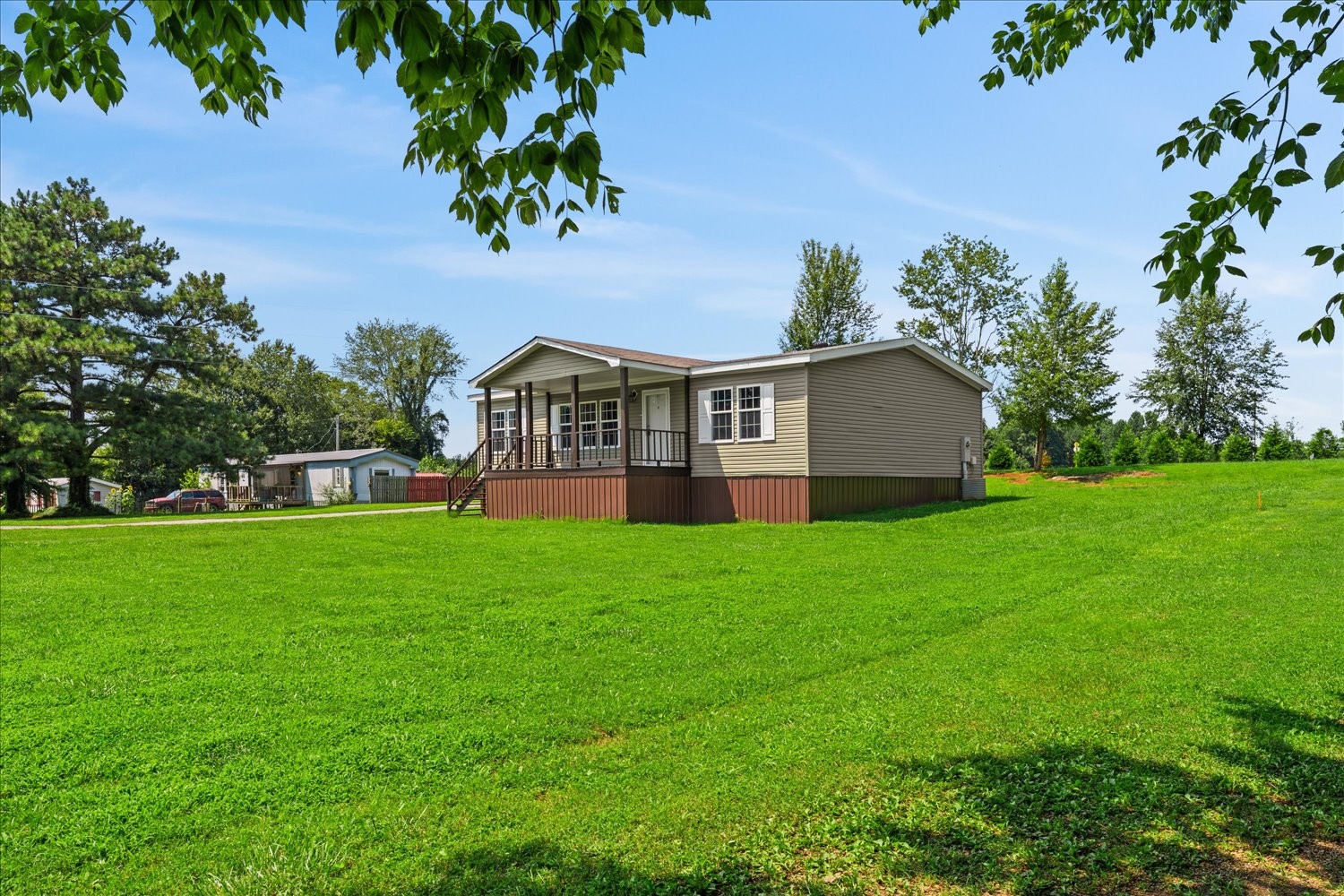 234 Howell Hill Rd