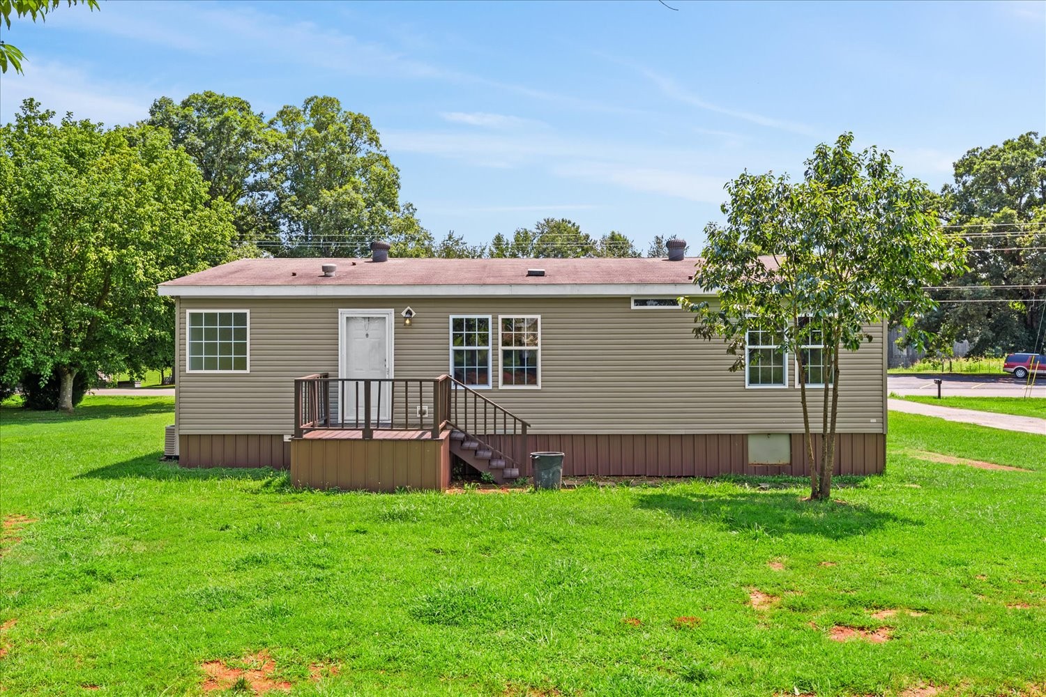 234 Howell Hill Rd