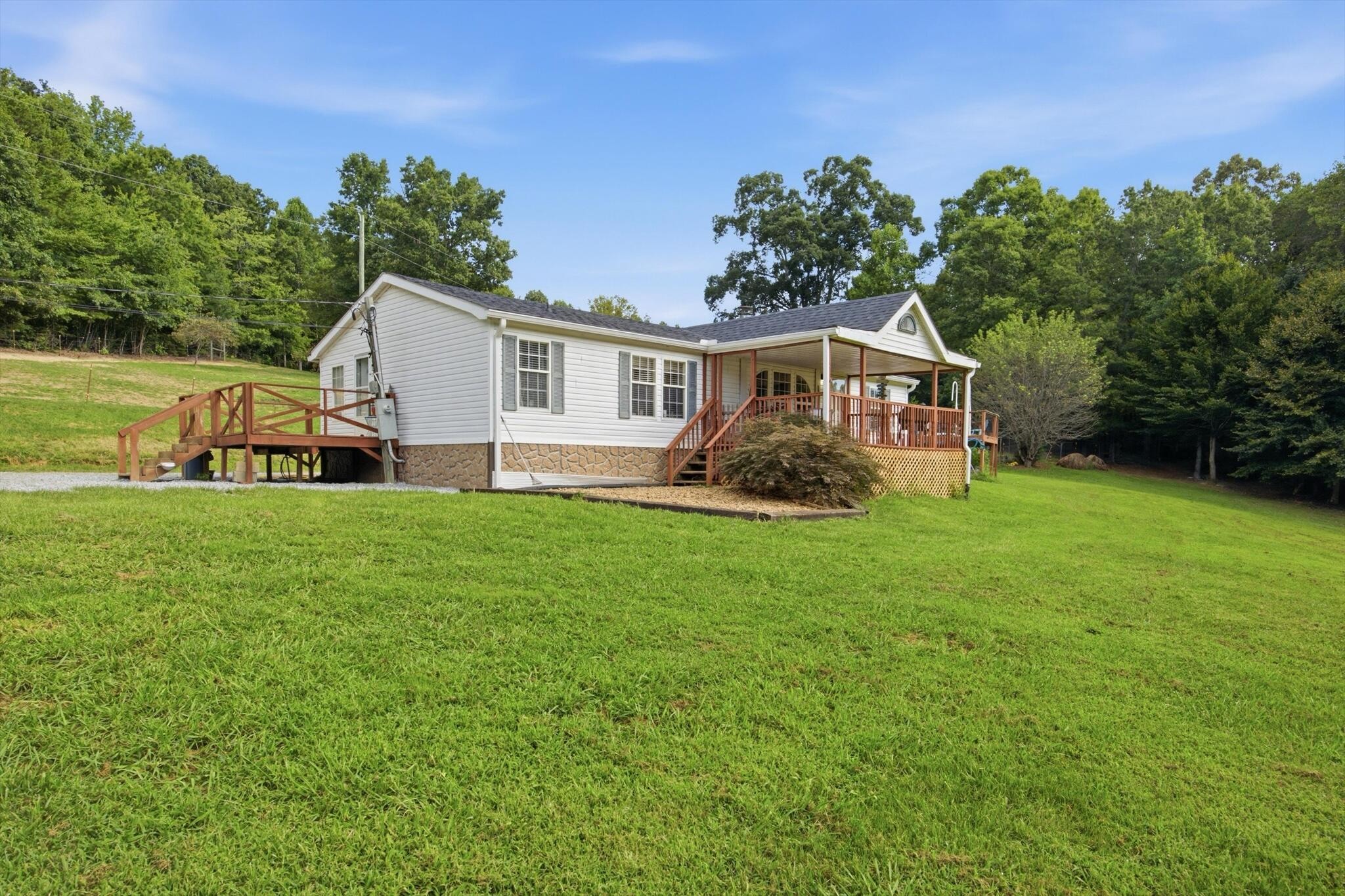 312 Eaves Ferry Road