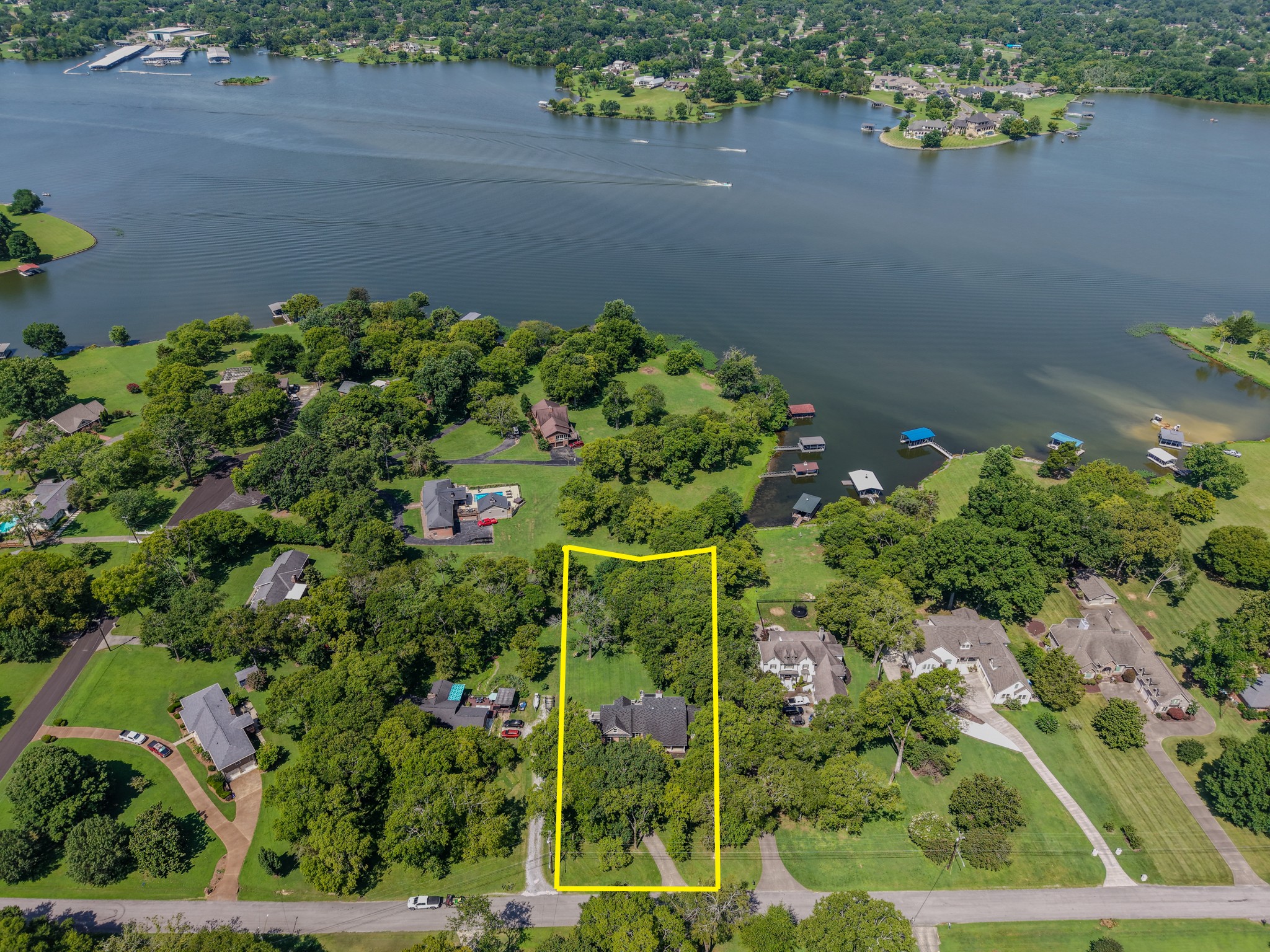 242 Lake Terrace Dr