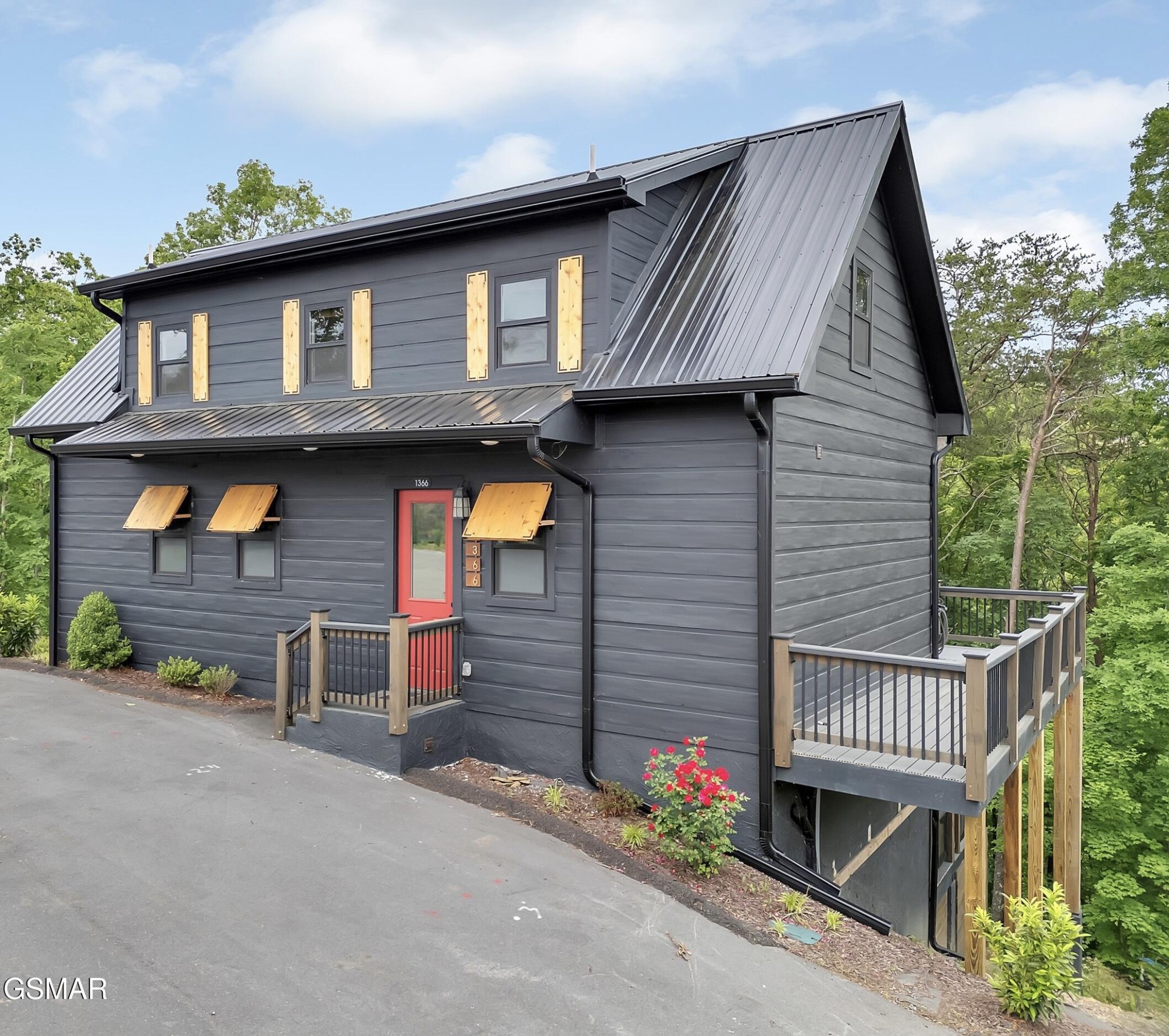 1366 Lake Haven Way