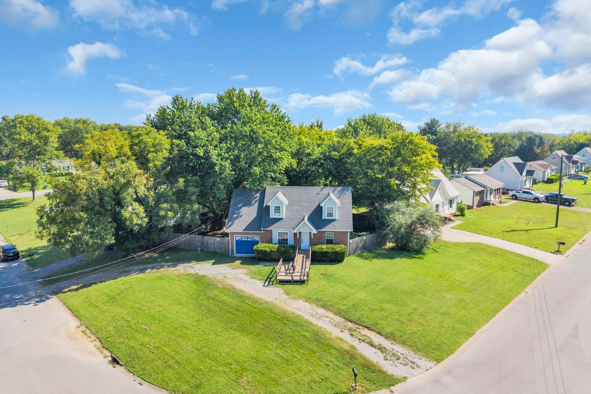 221 Jim Thorpe Dr