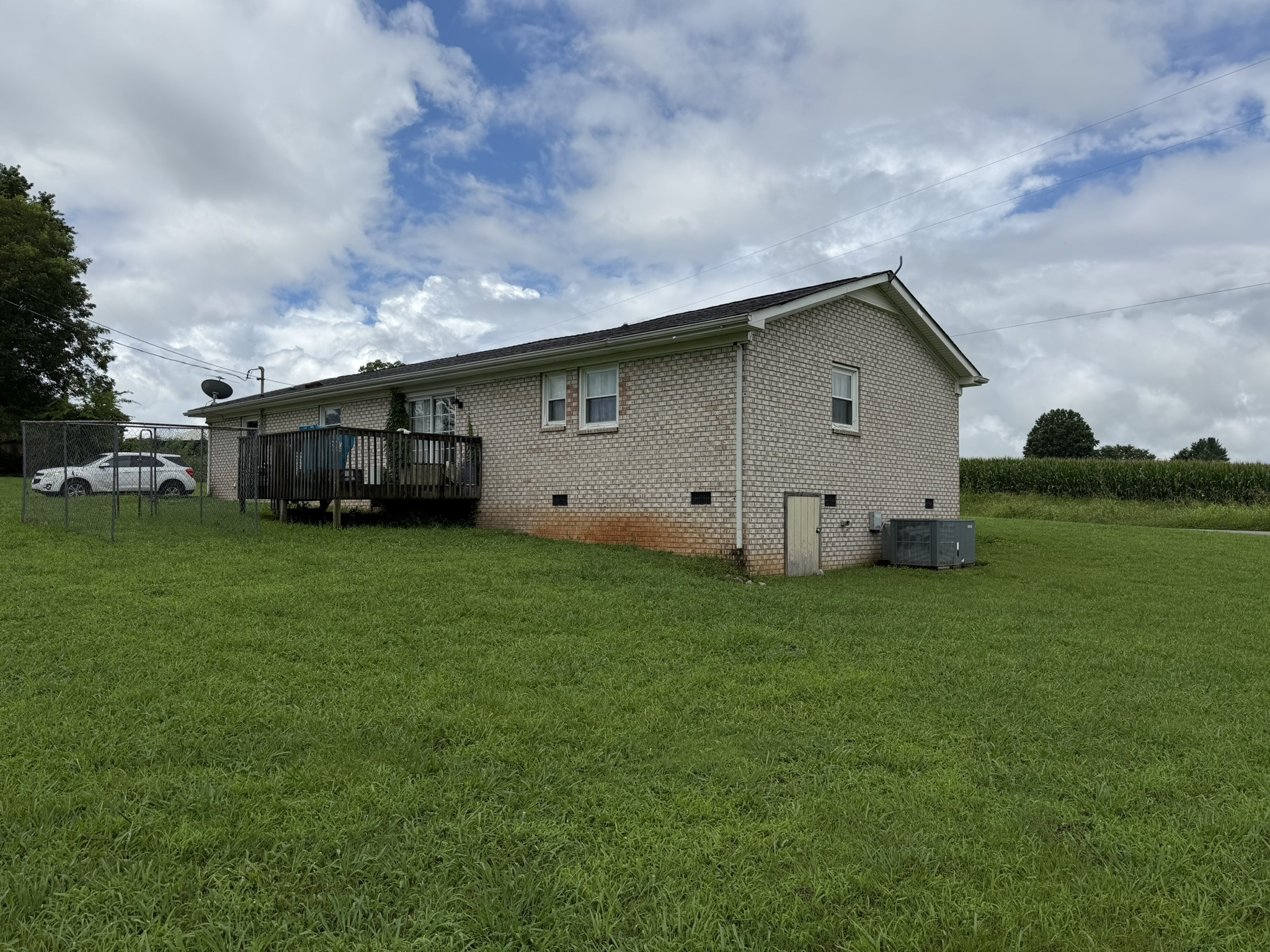 1361 Joyce Ln