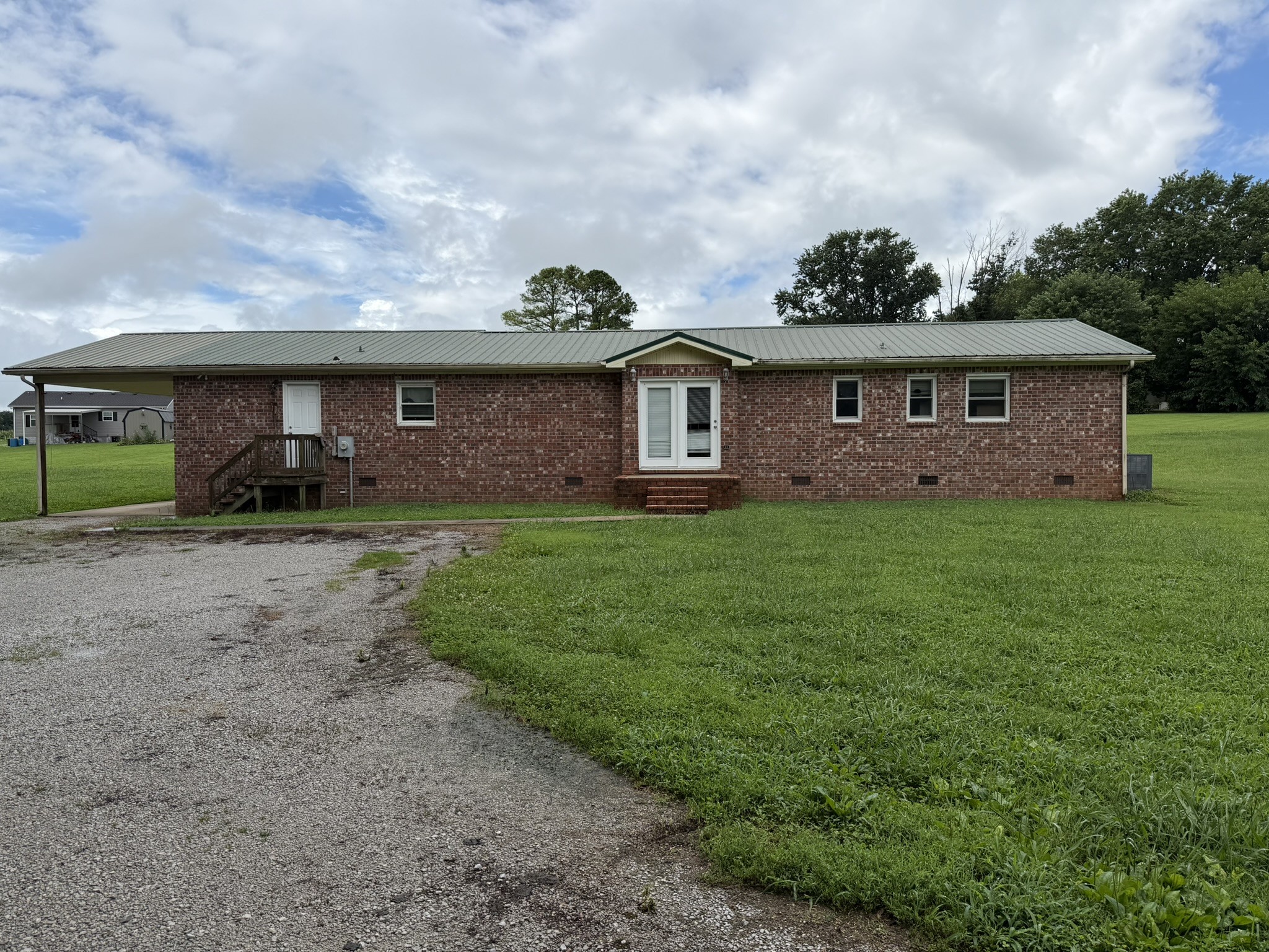 1325 Joyce Ln