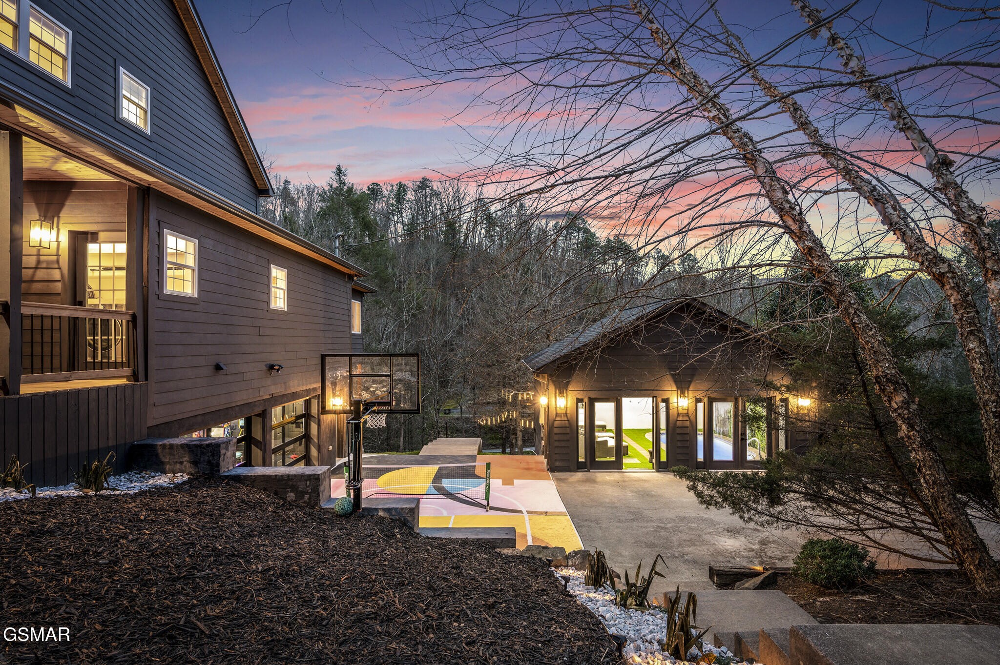 2210 Woodcock Trail