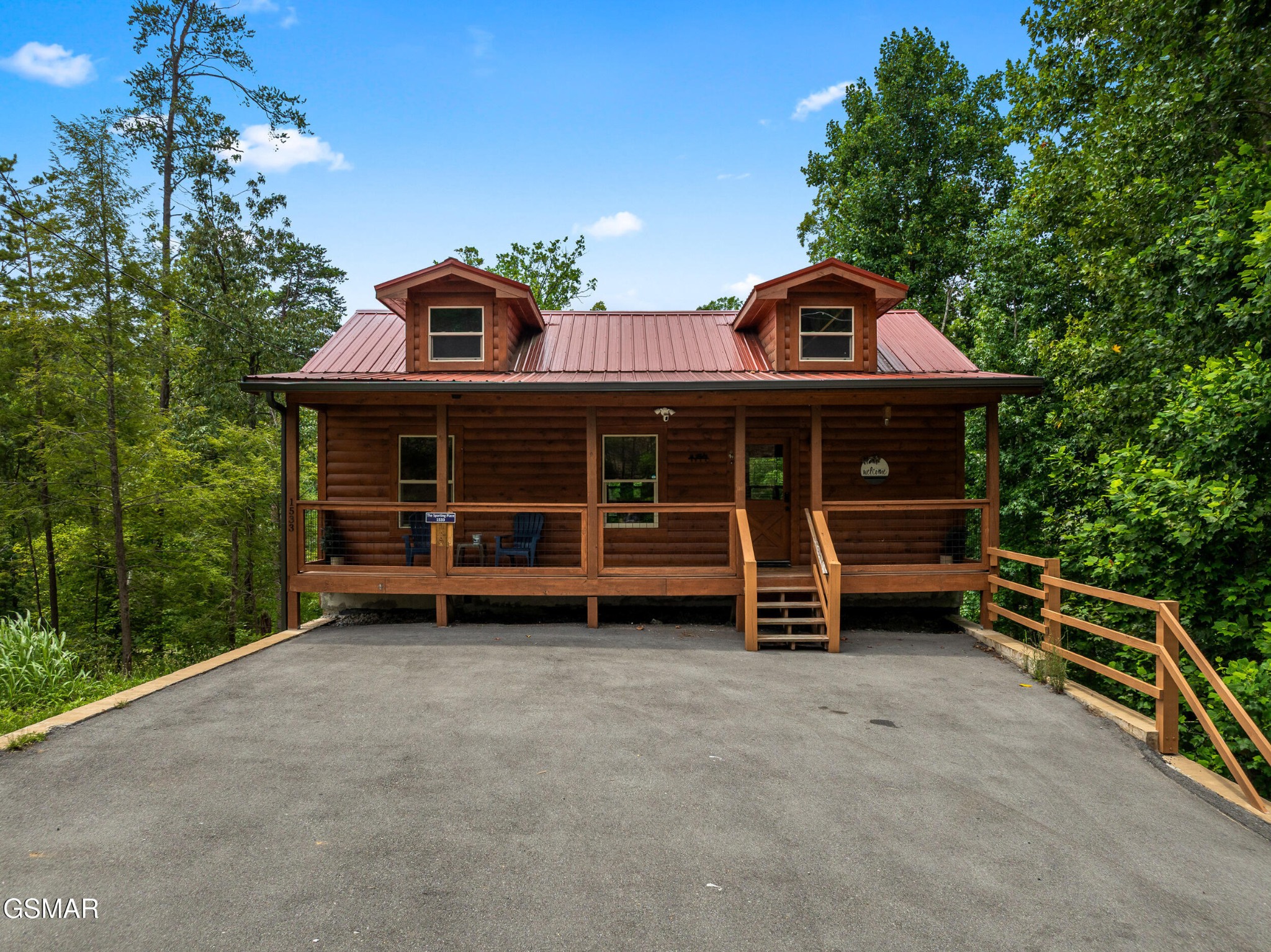 1533 Bear Valley Road