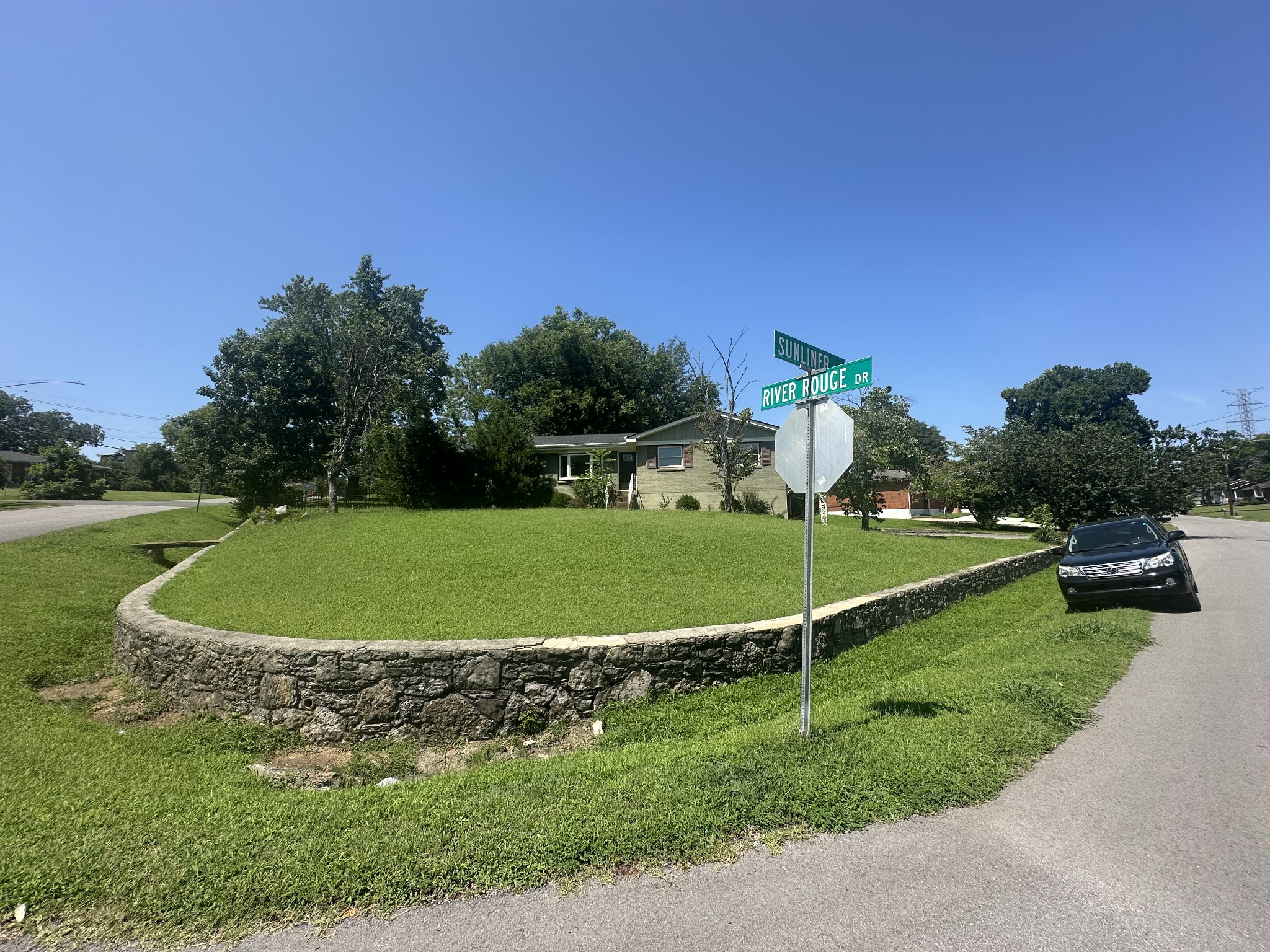 473 Sunliner Dr
