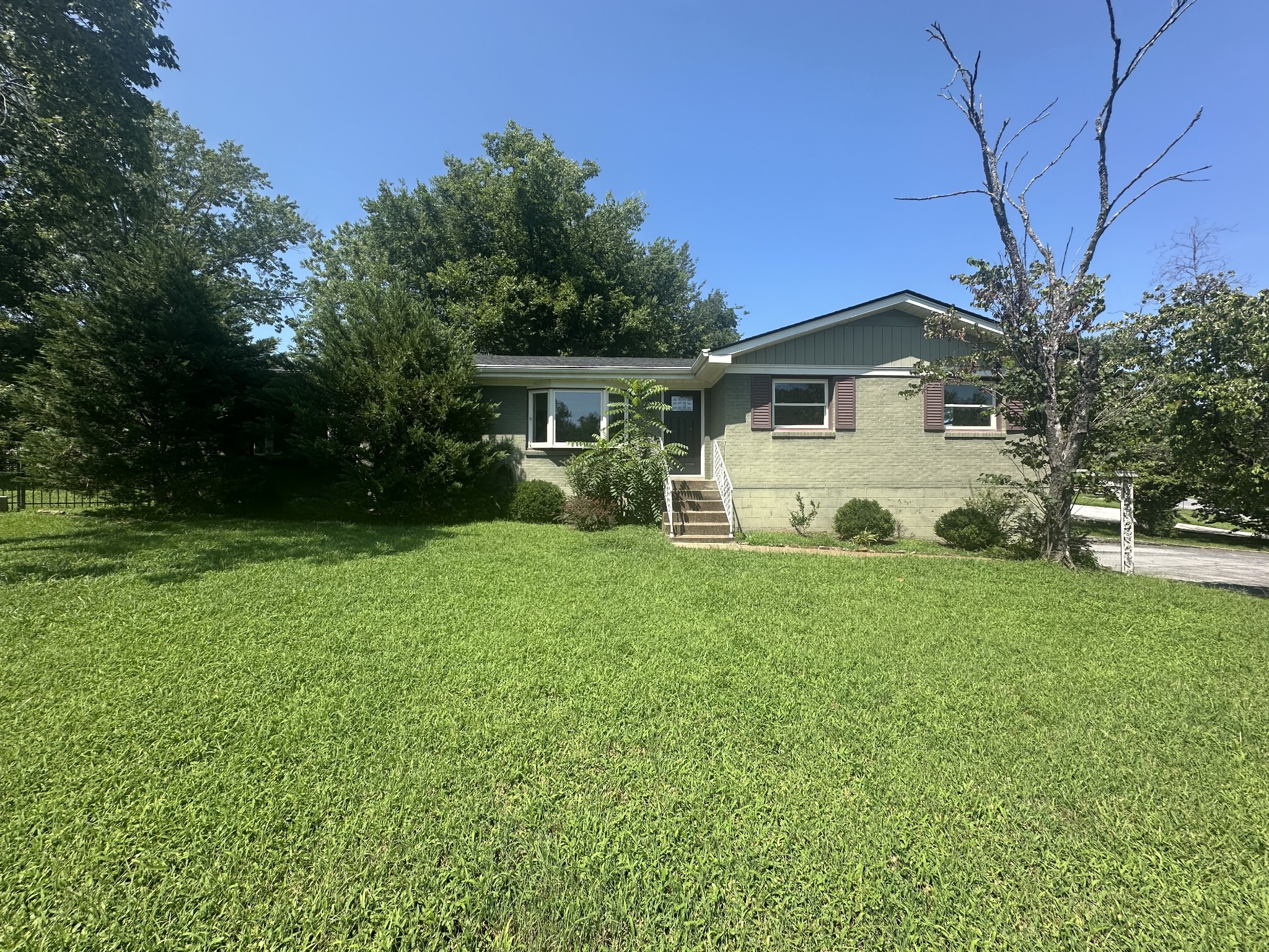 473 Sunliner Dr