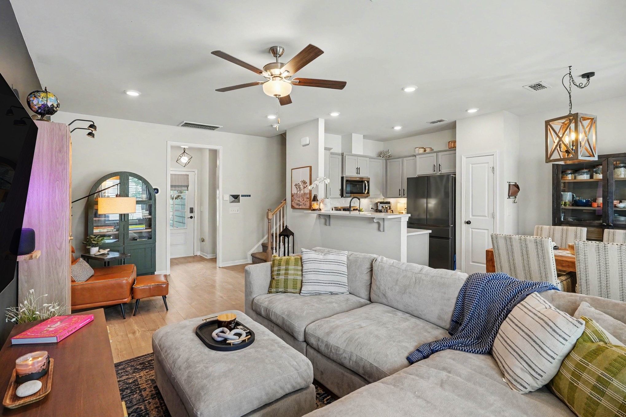 506 Gilroy Ct