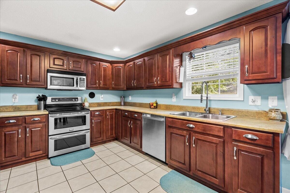318 Eaglebend Drive