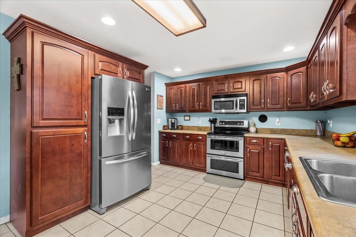 318 Eaglebend Drive