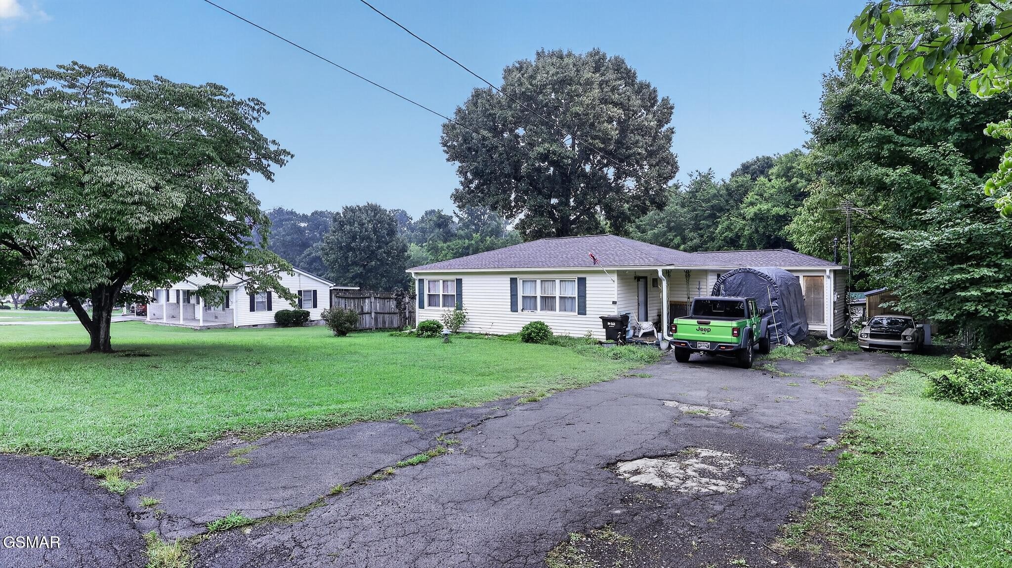 390 NE Ledford Road
