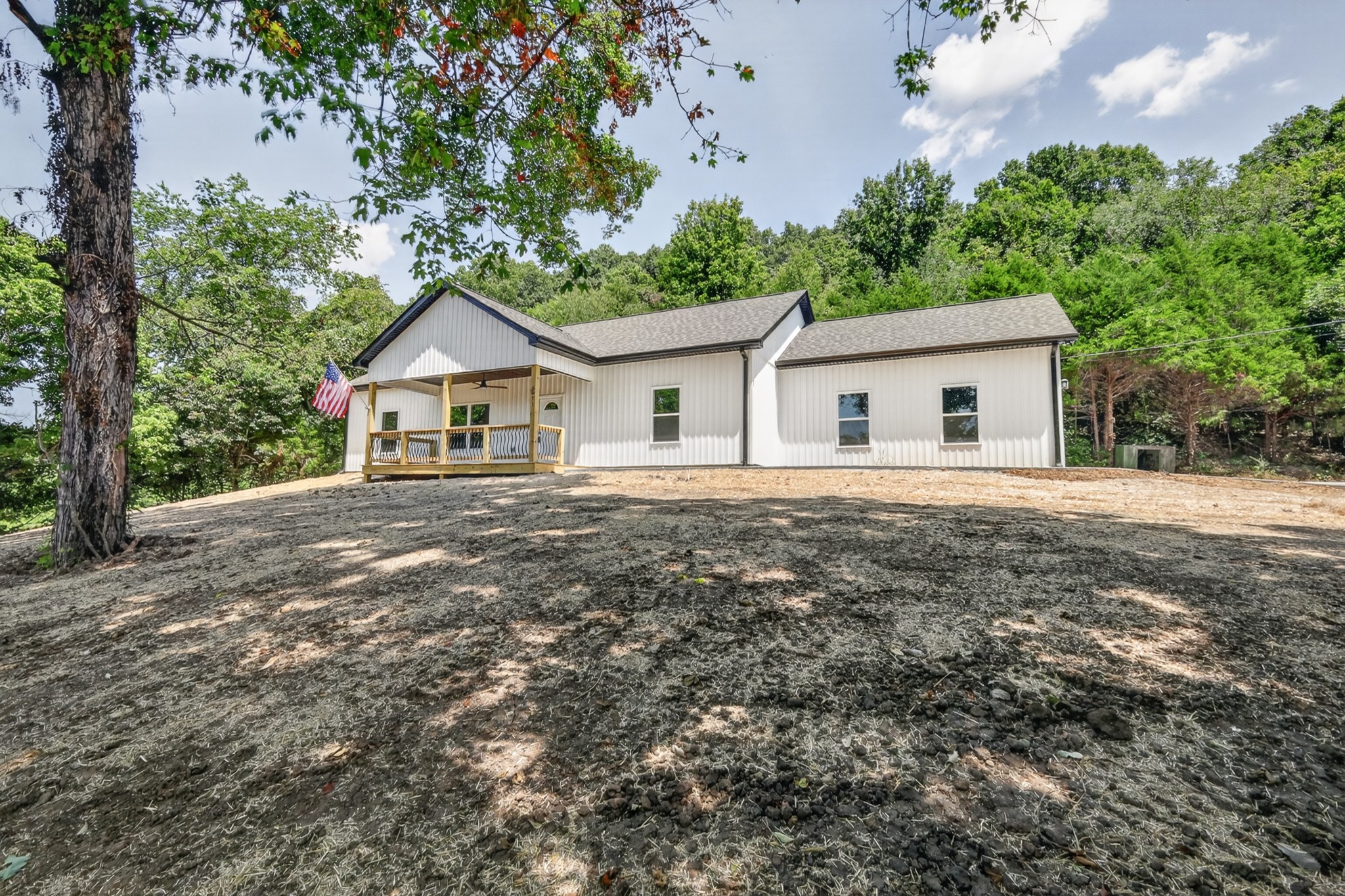 5071 Campbellsville Pike