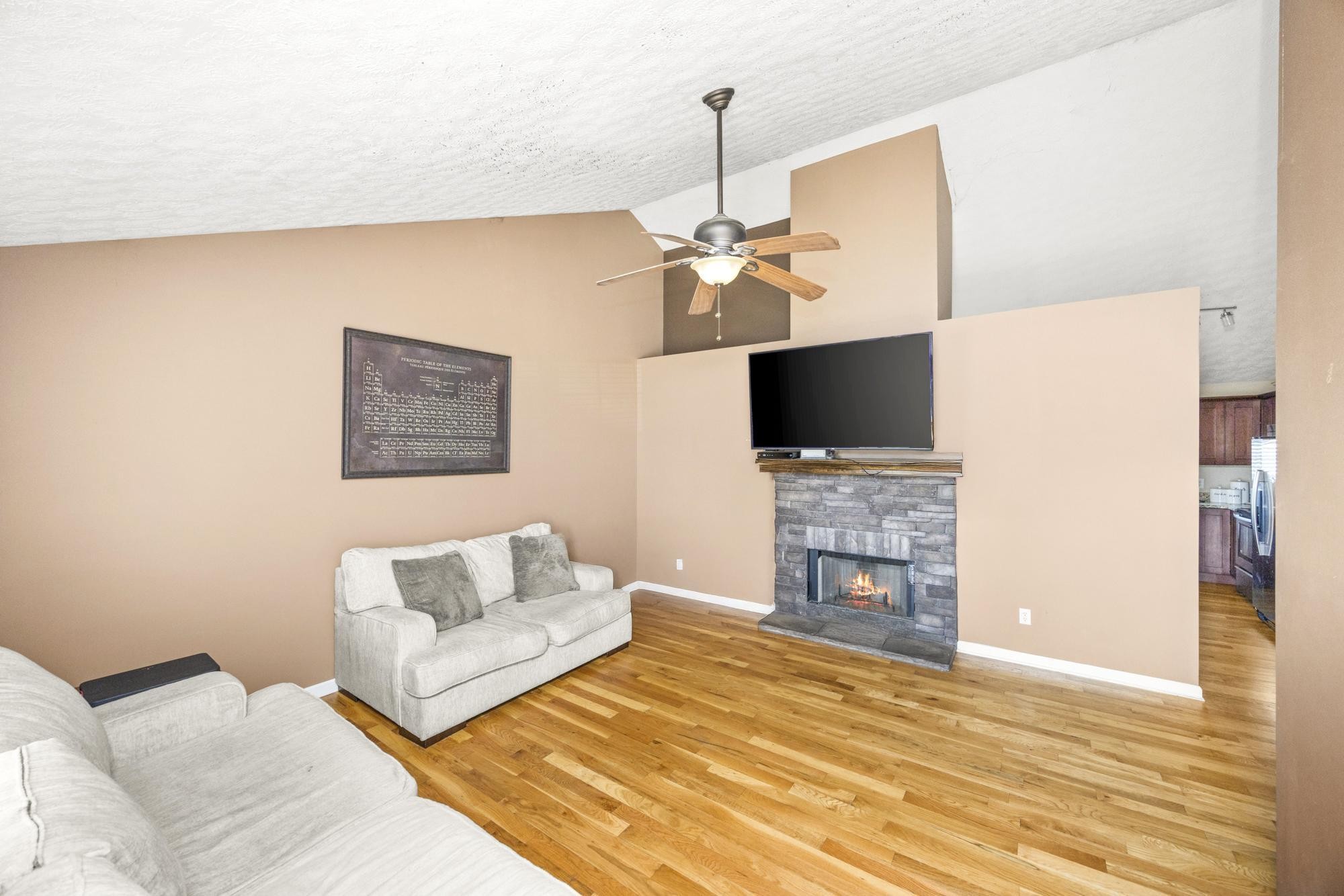 2213 Riverway Dr