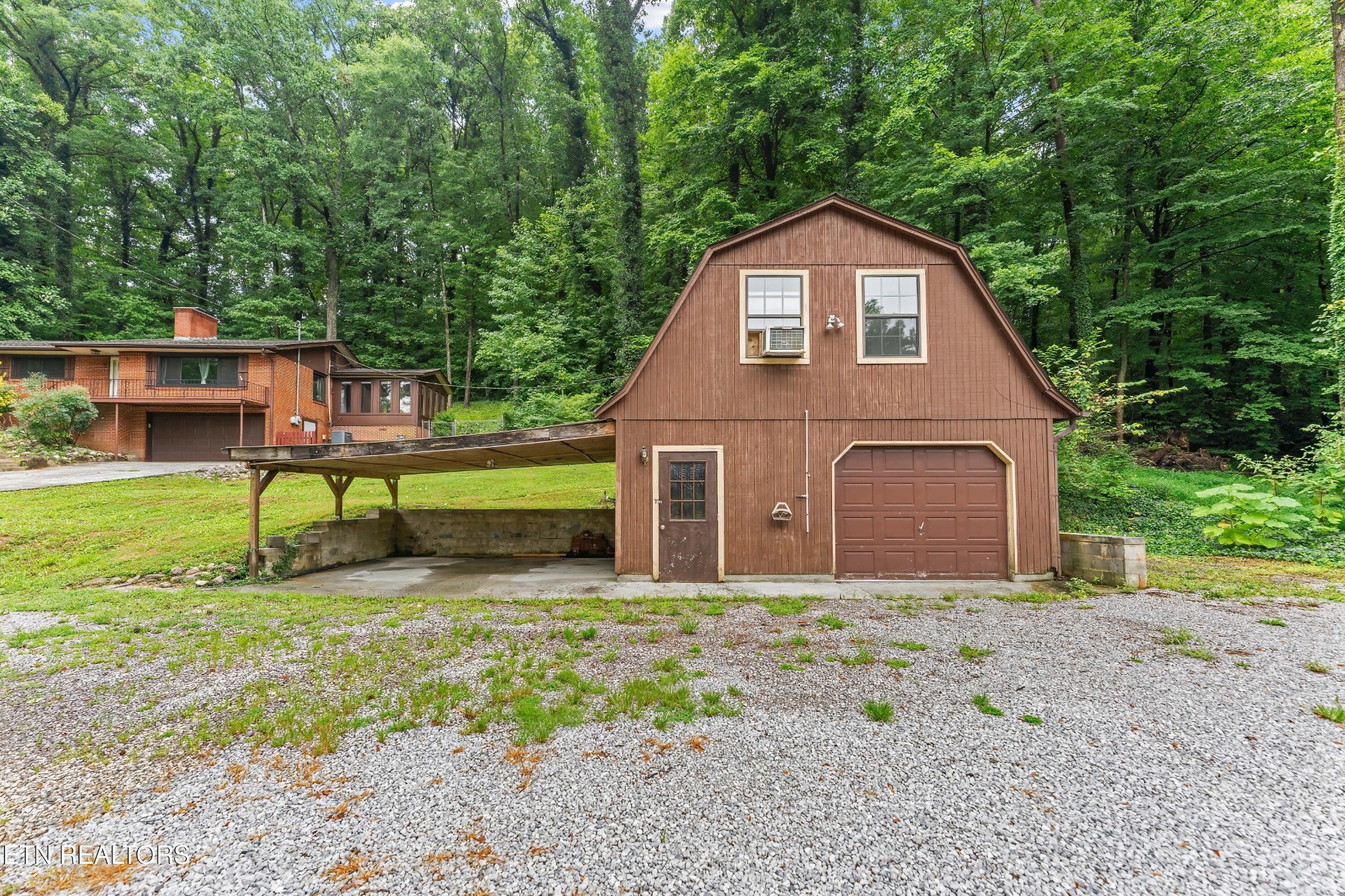 26182528 Shaler Lane