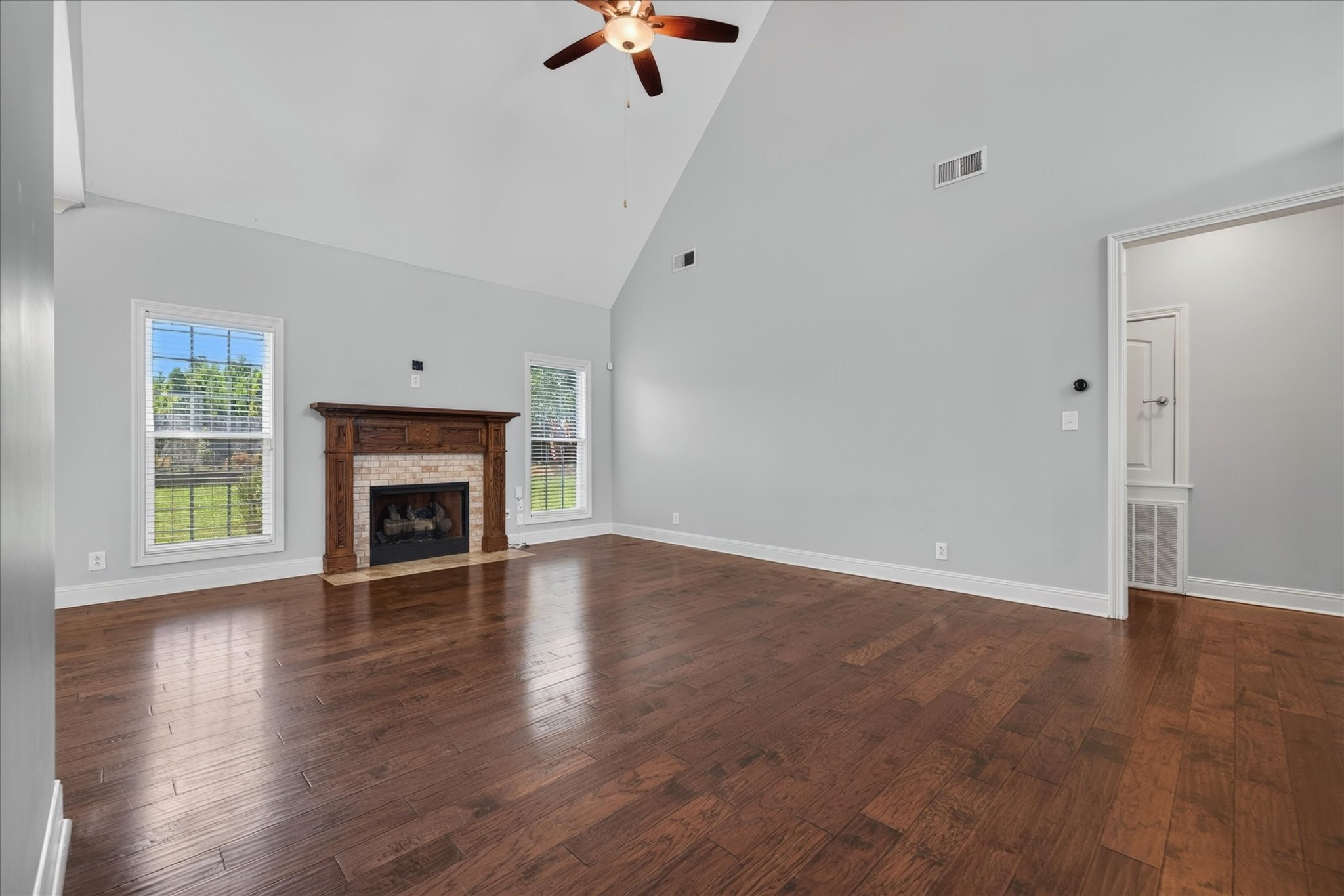 304 Retriever Ct