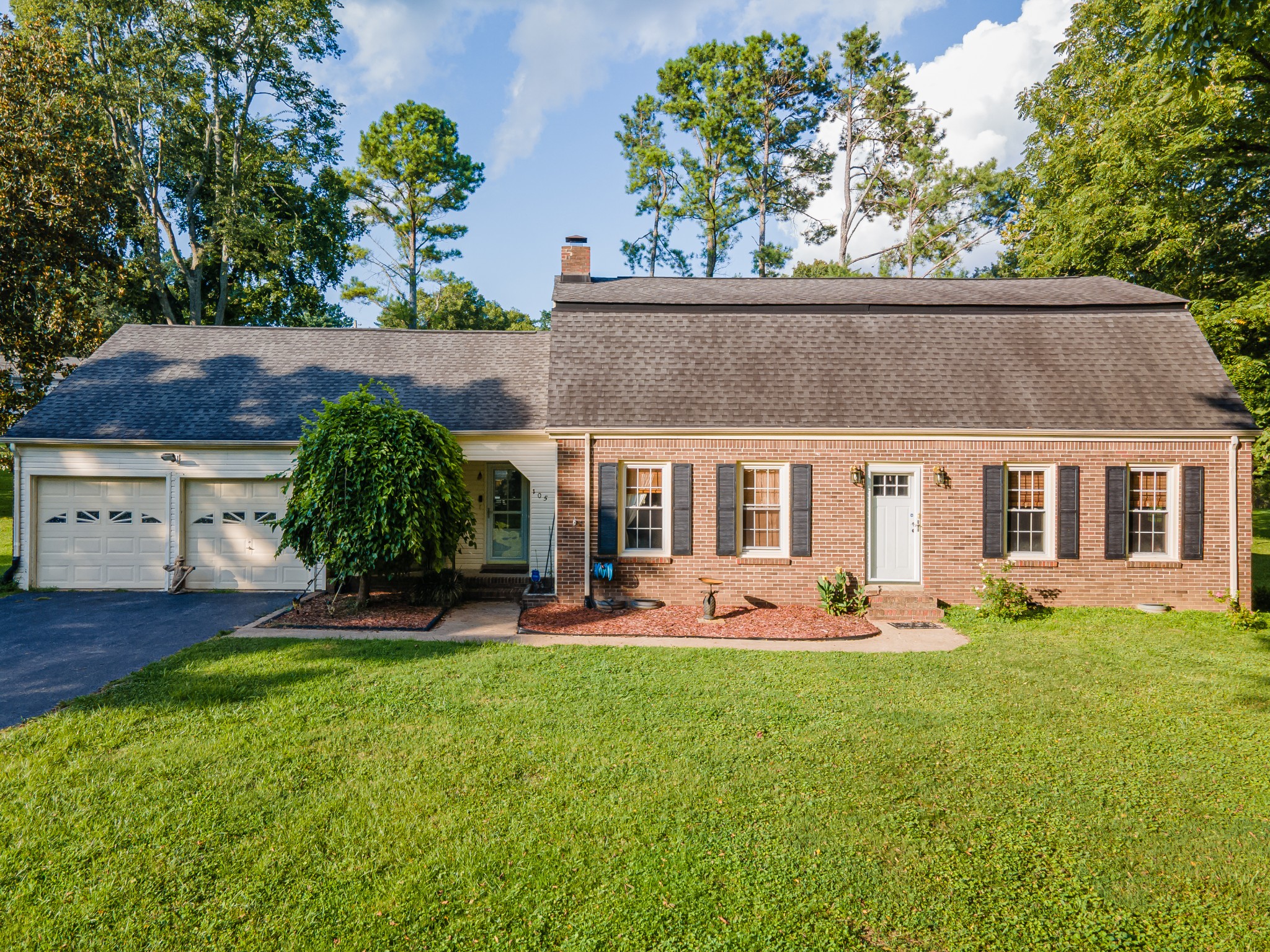 105 Cayce Valley Dr