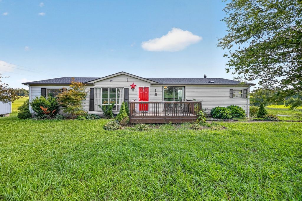 45 Tomlinson Rd