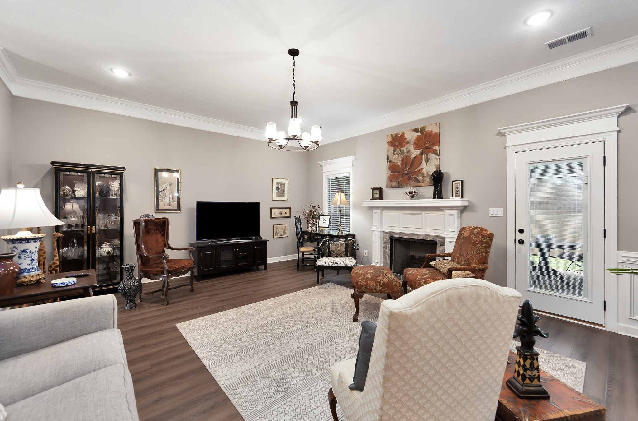 102 Gatewick Dr