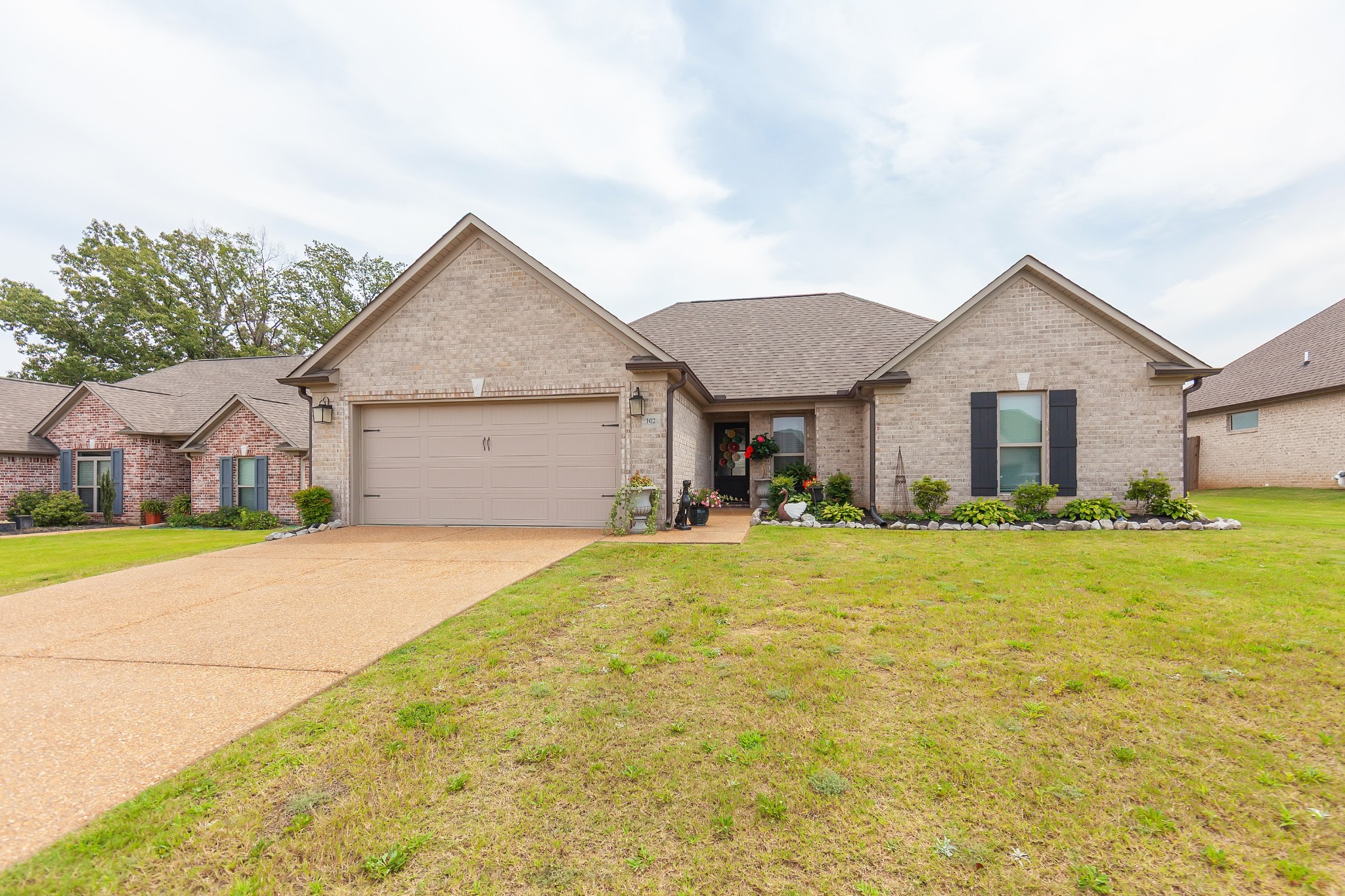 102 Gatewick Dr