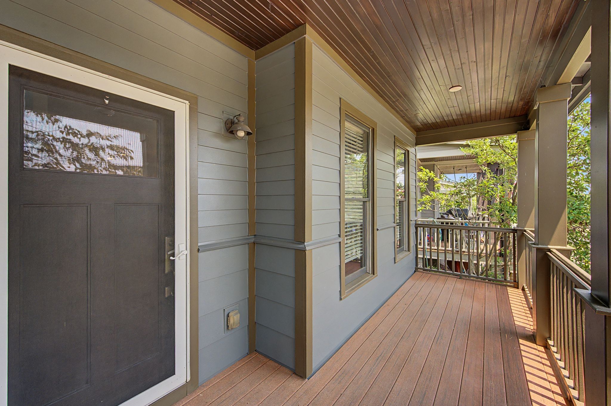 123 Gale Park Ln