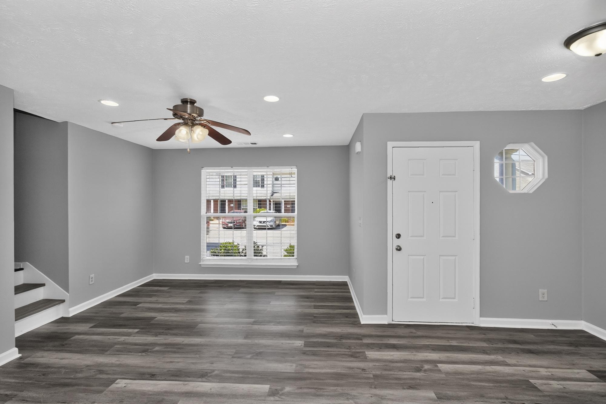 2034 George Buchanan Dr