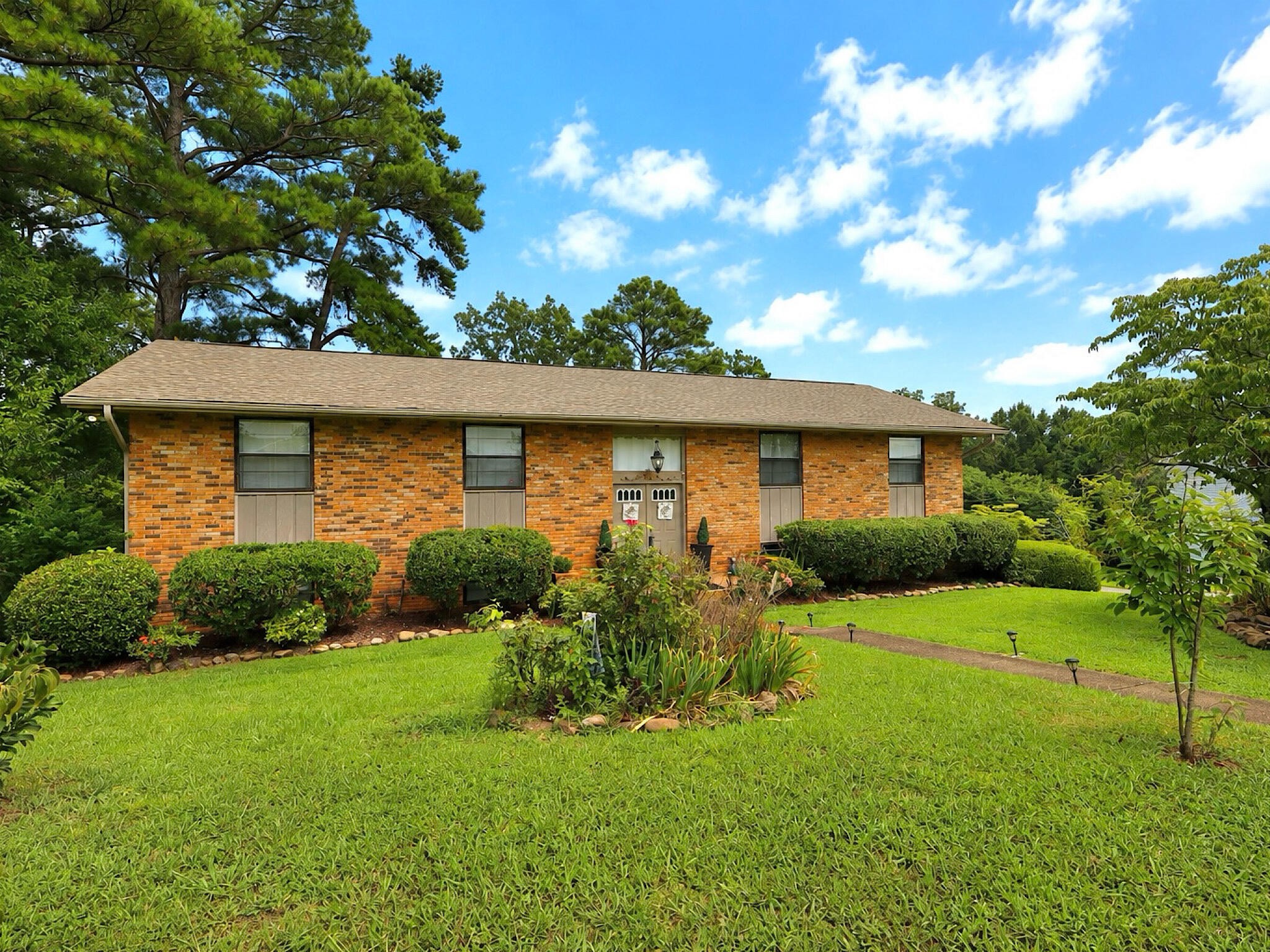 1008 Panorama Drive