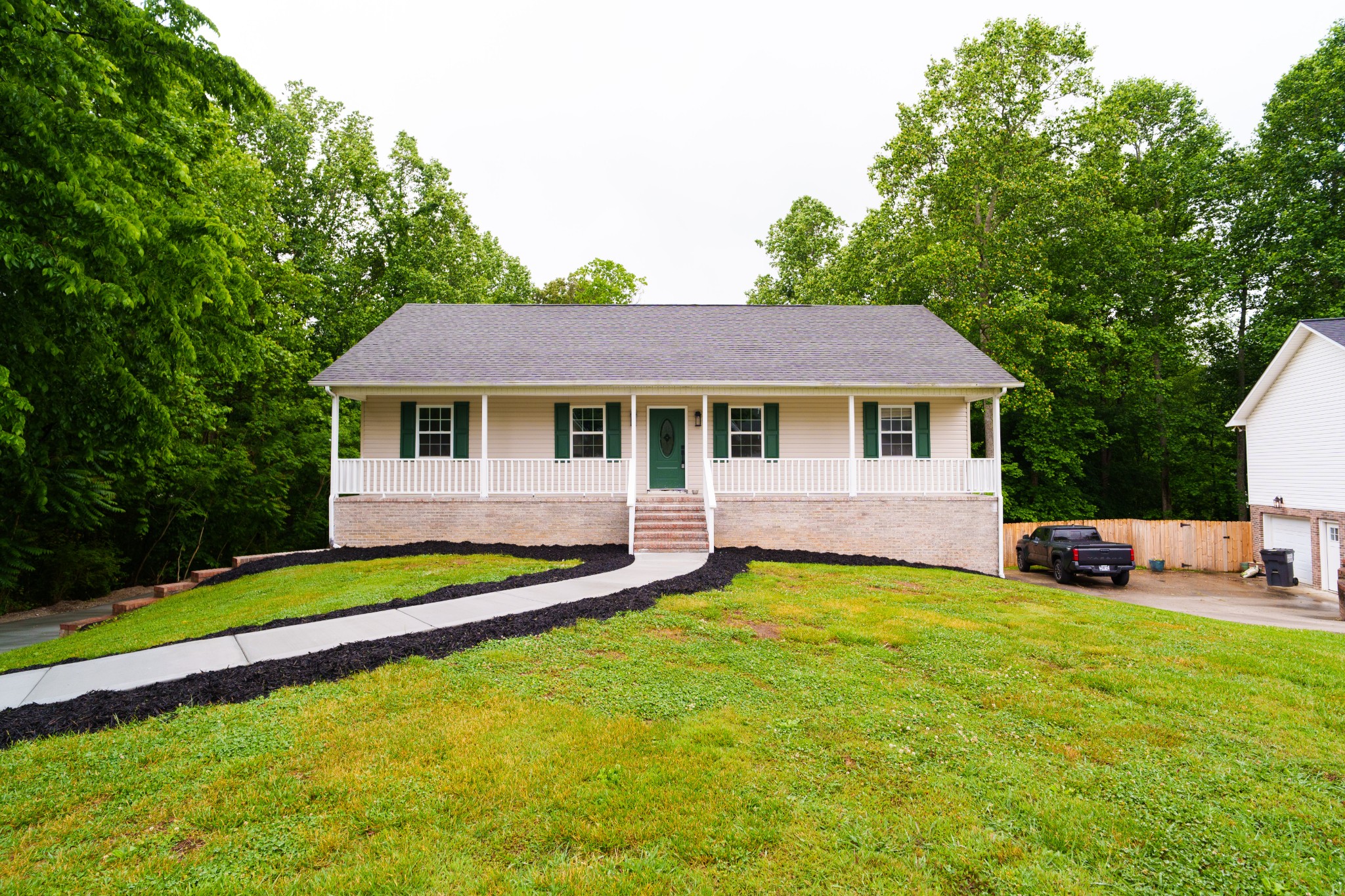 3784 Brookwood Dr