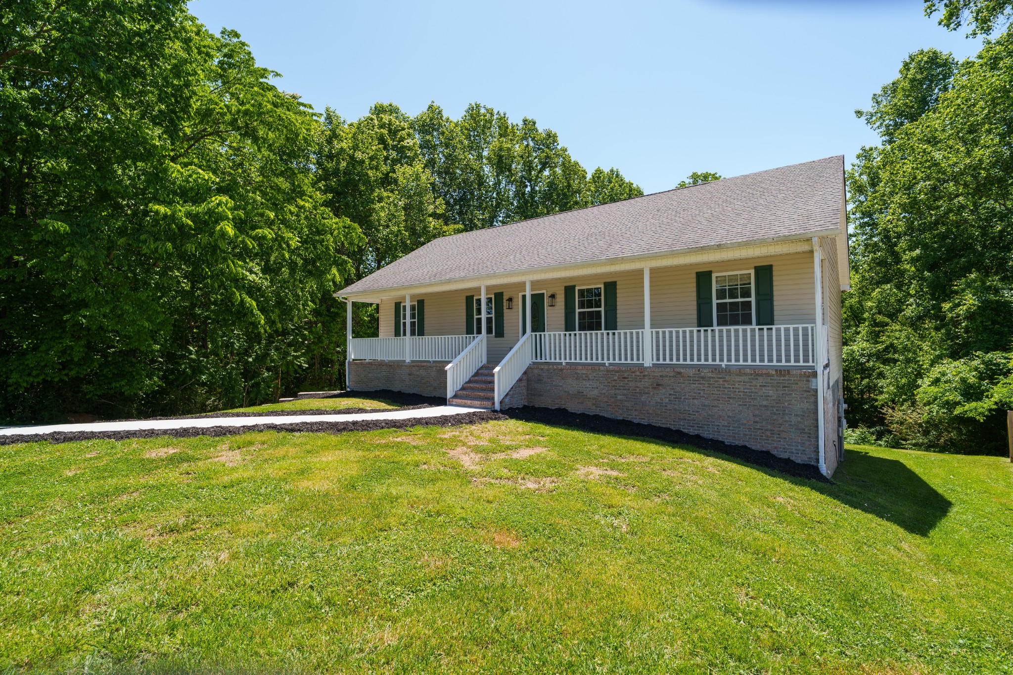 3784 Brookwood Dr