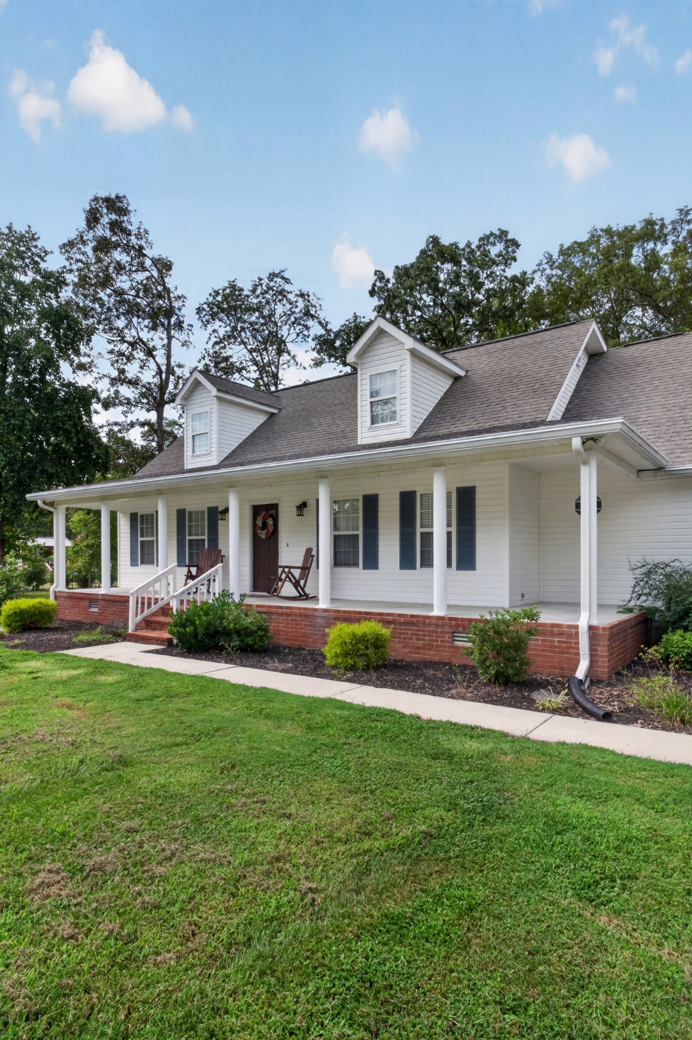 258 Oak Place Dr