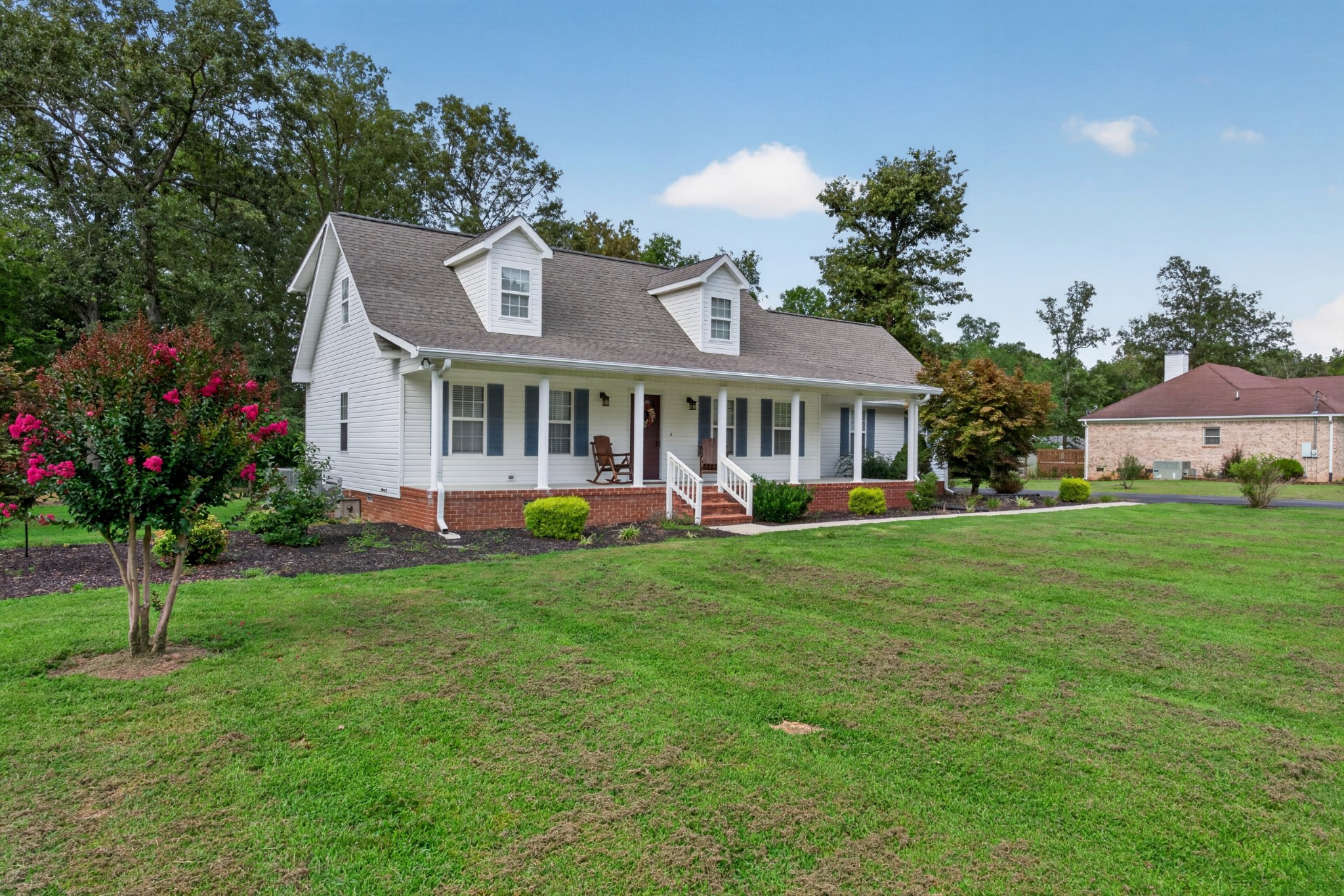 258 Oak Place Dr