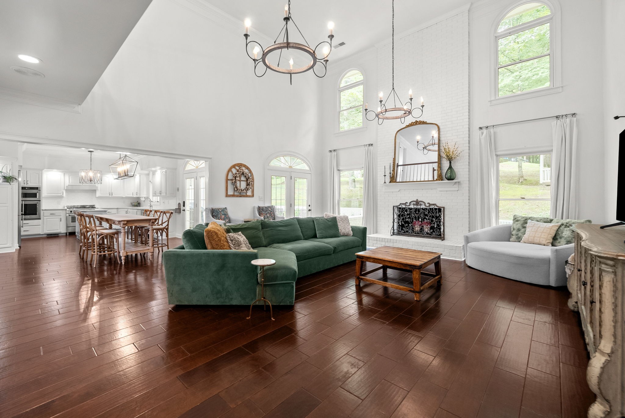 815 River Run