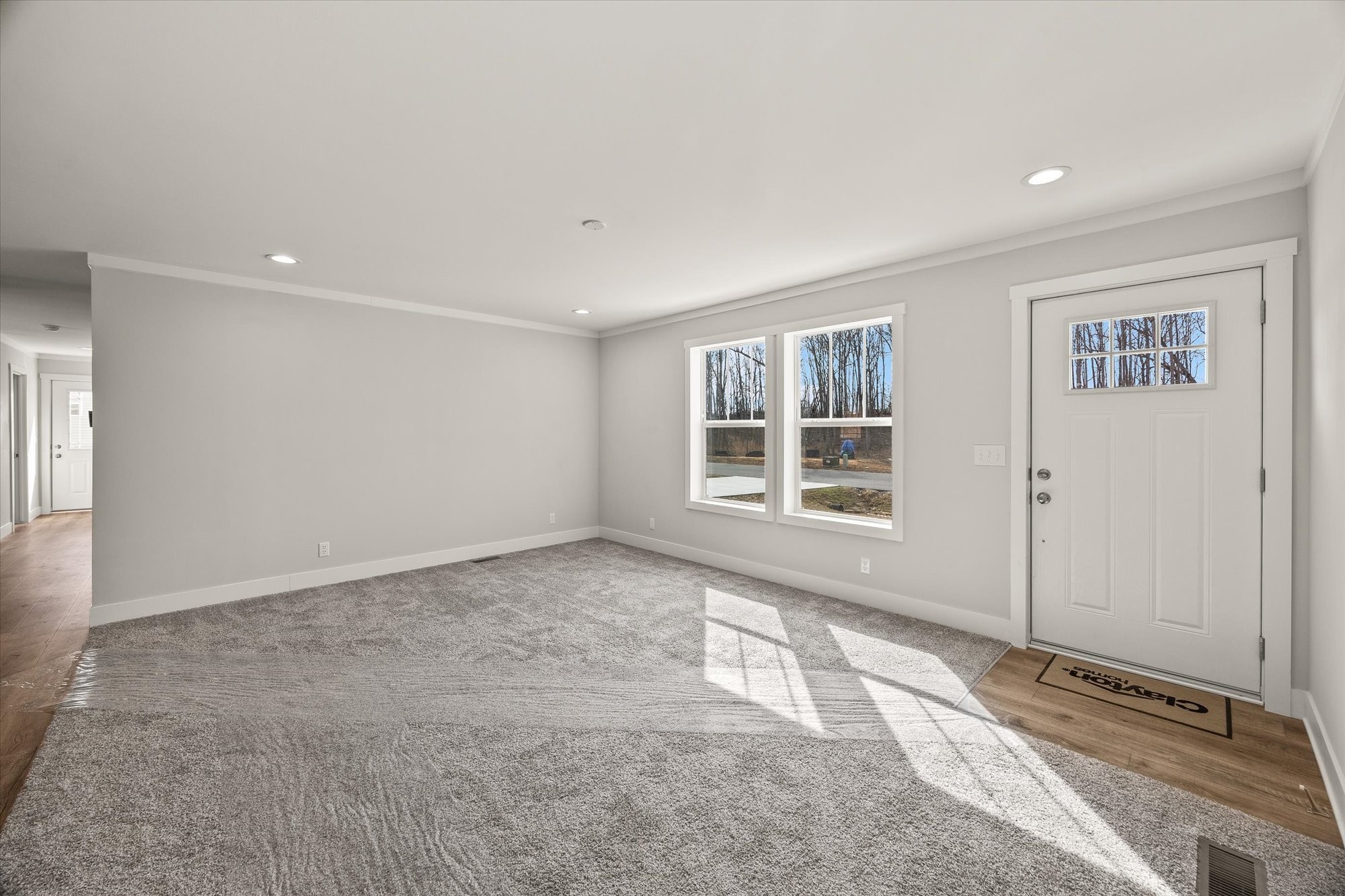1670 Anna Maria Ln