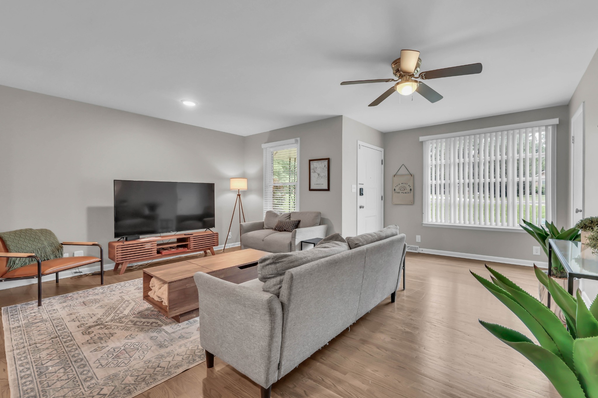 573 Chesterfield Dr