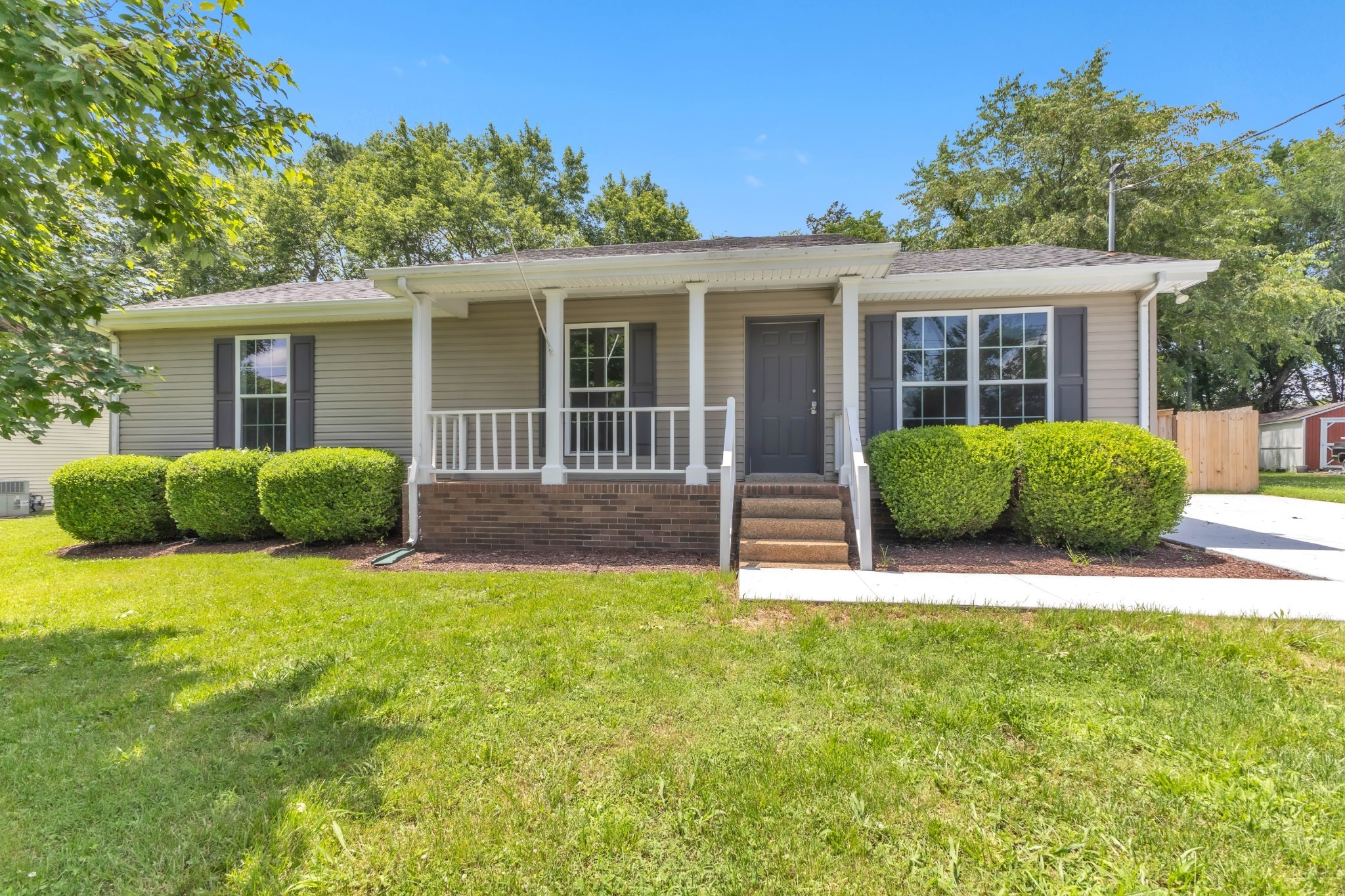 340 Blade St