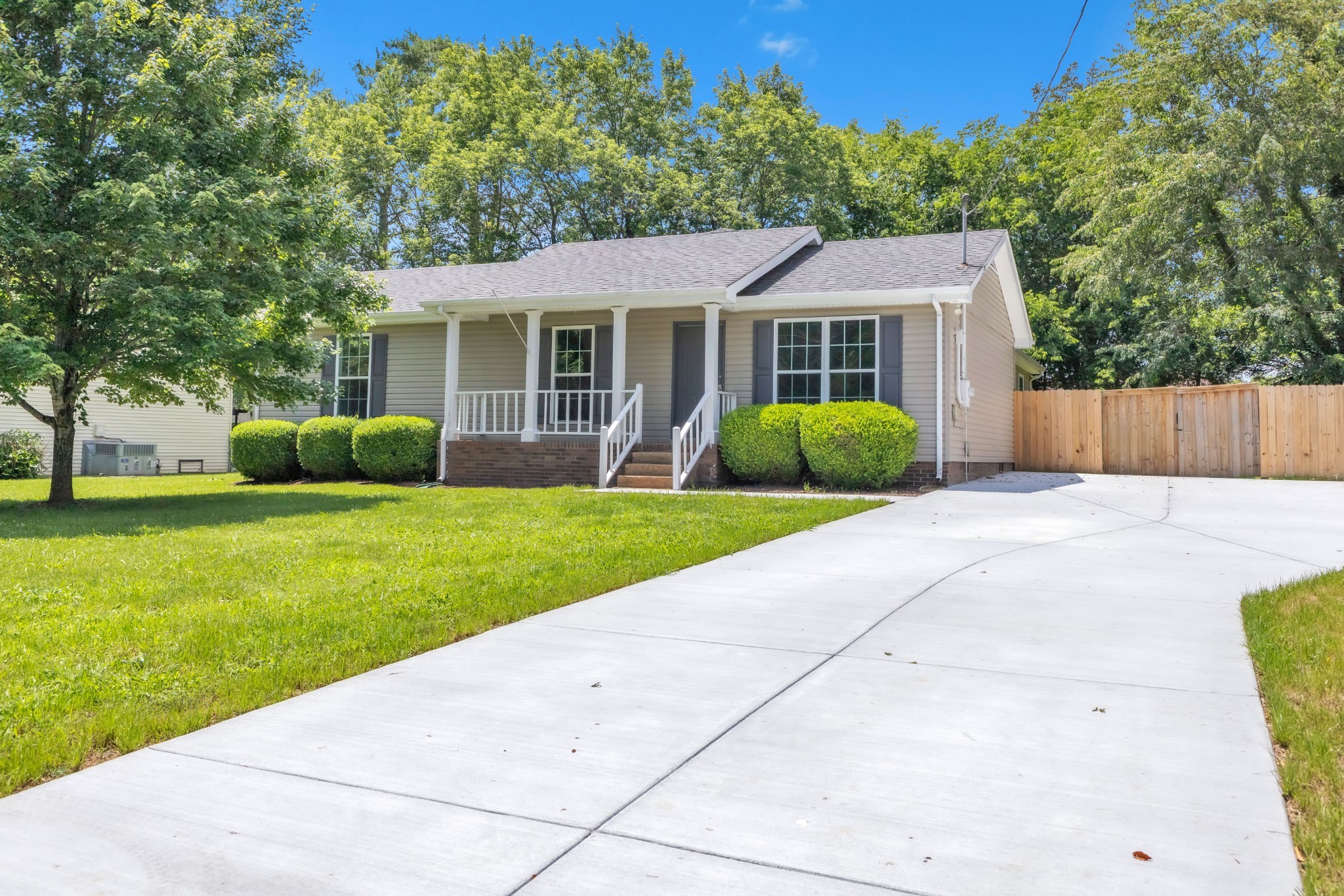 340 Blade St