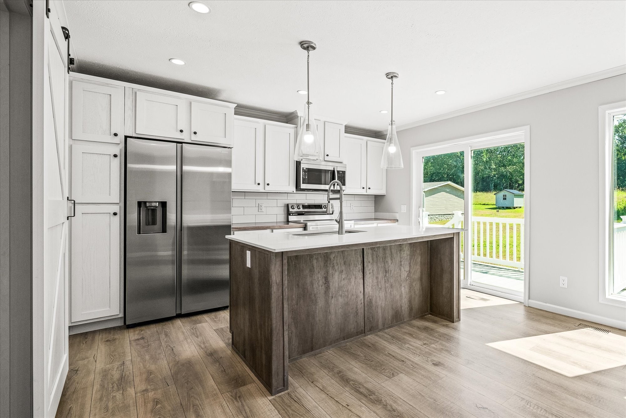 1760 Anna Maria Ln