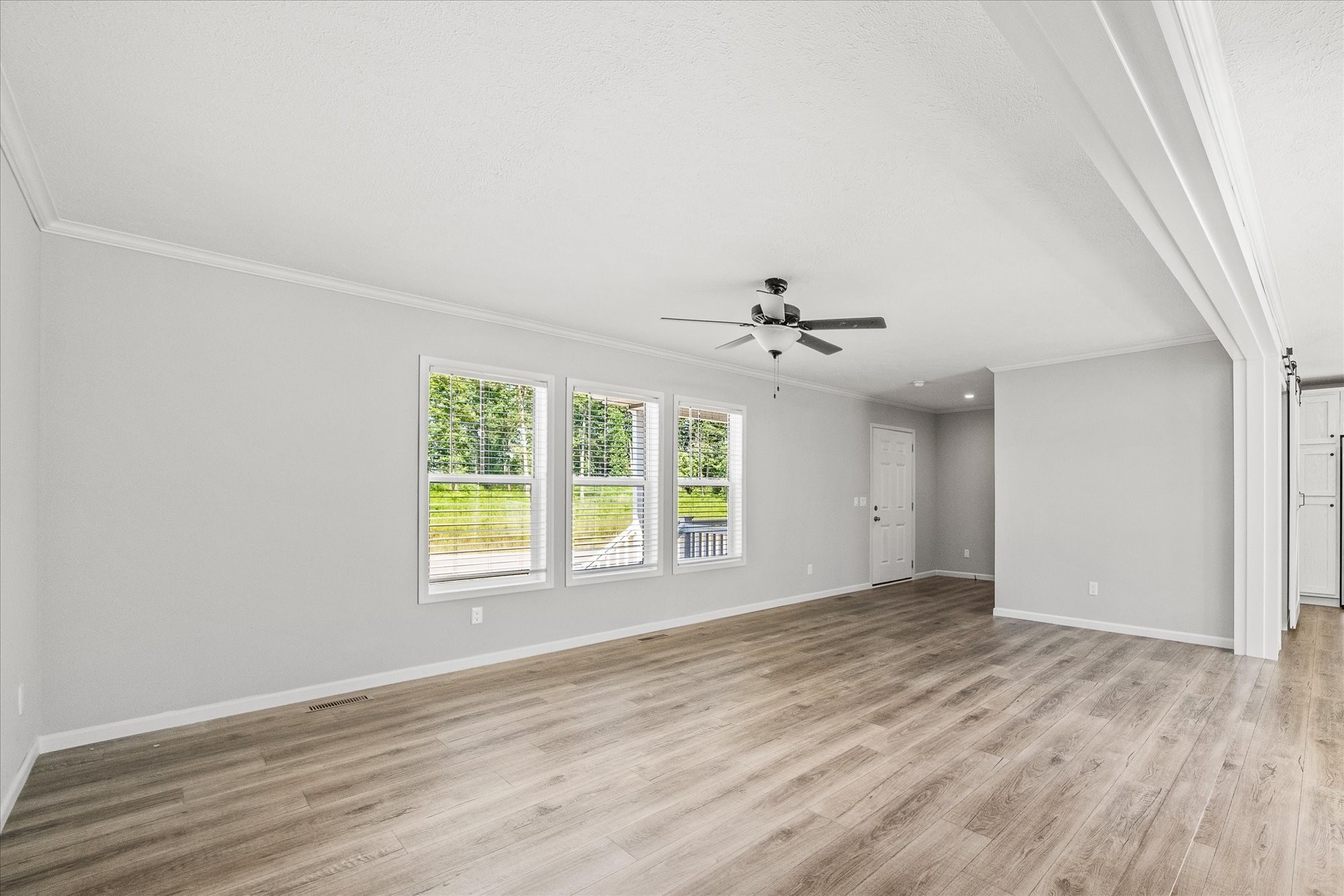 1760 Anna Maria Ln