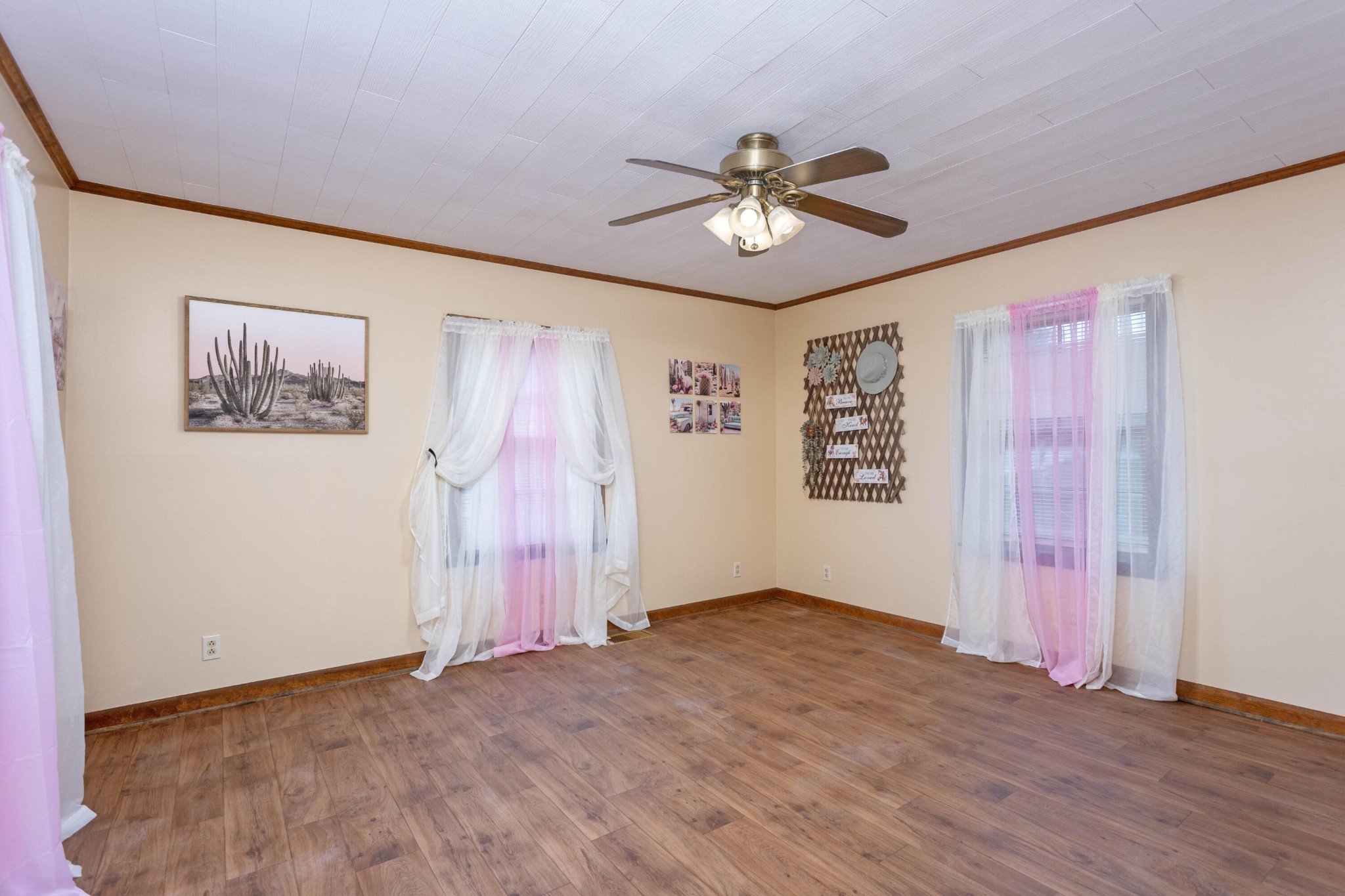 123 Leggett Road