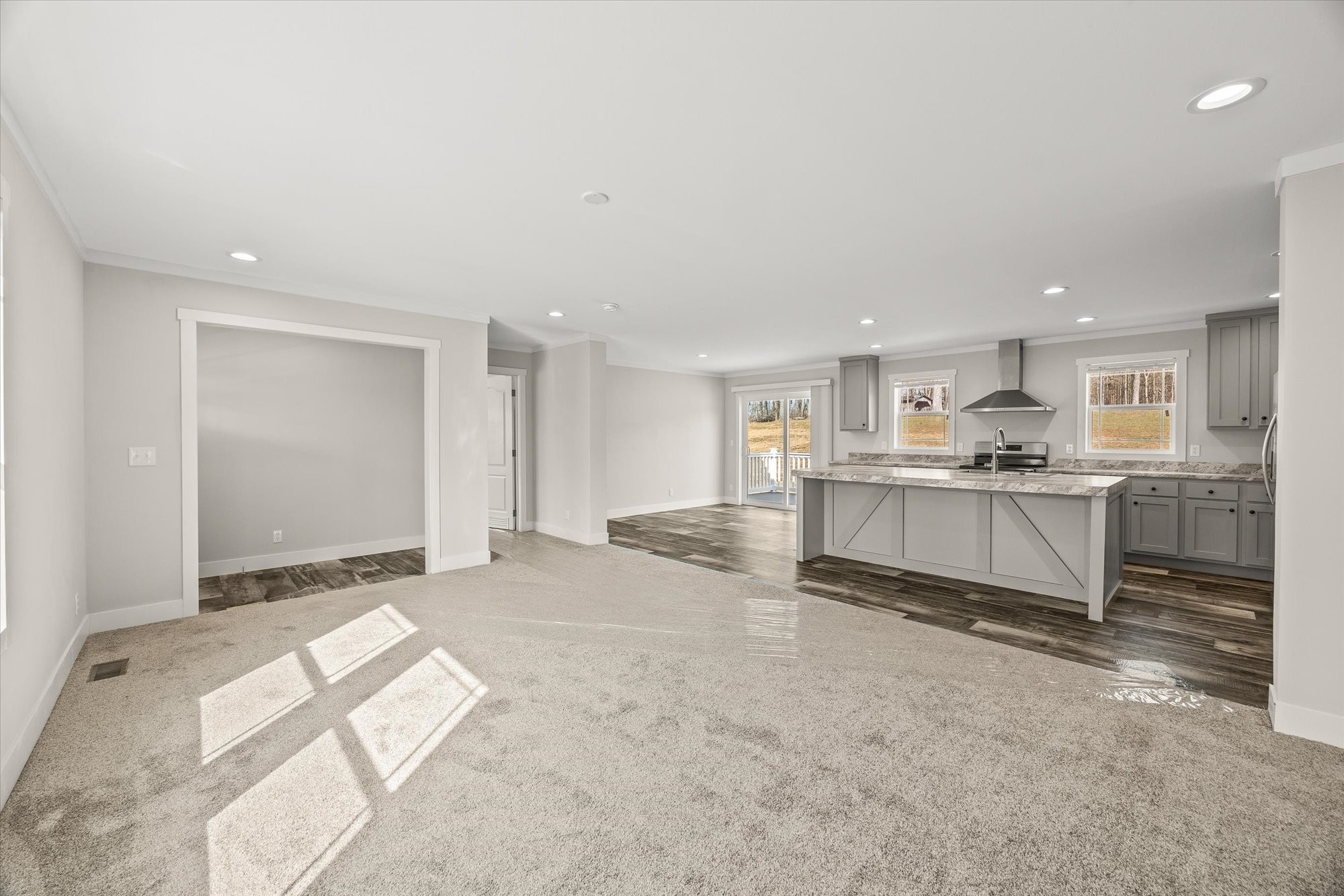 1700 Anna Maria Ln
