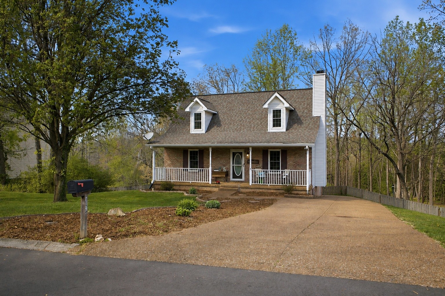7524 Cherokee Hills Rd