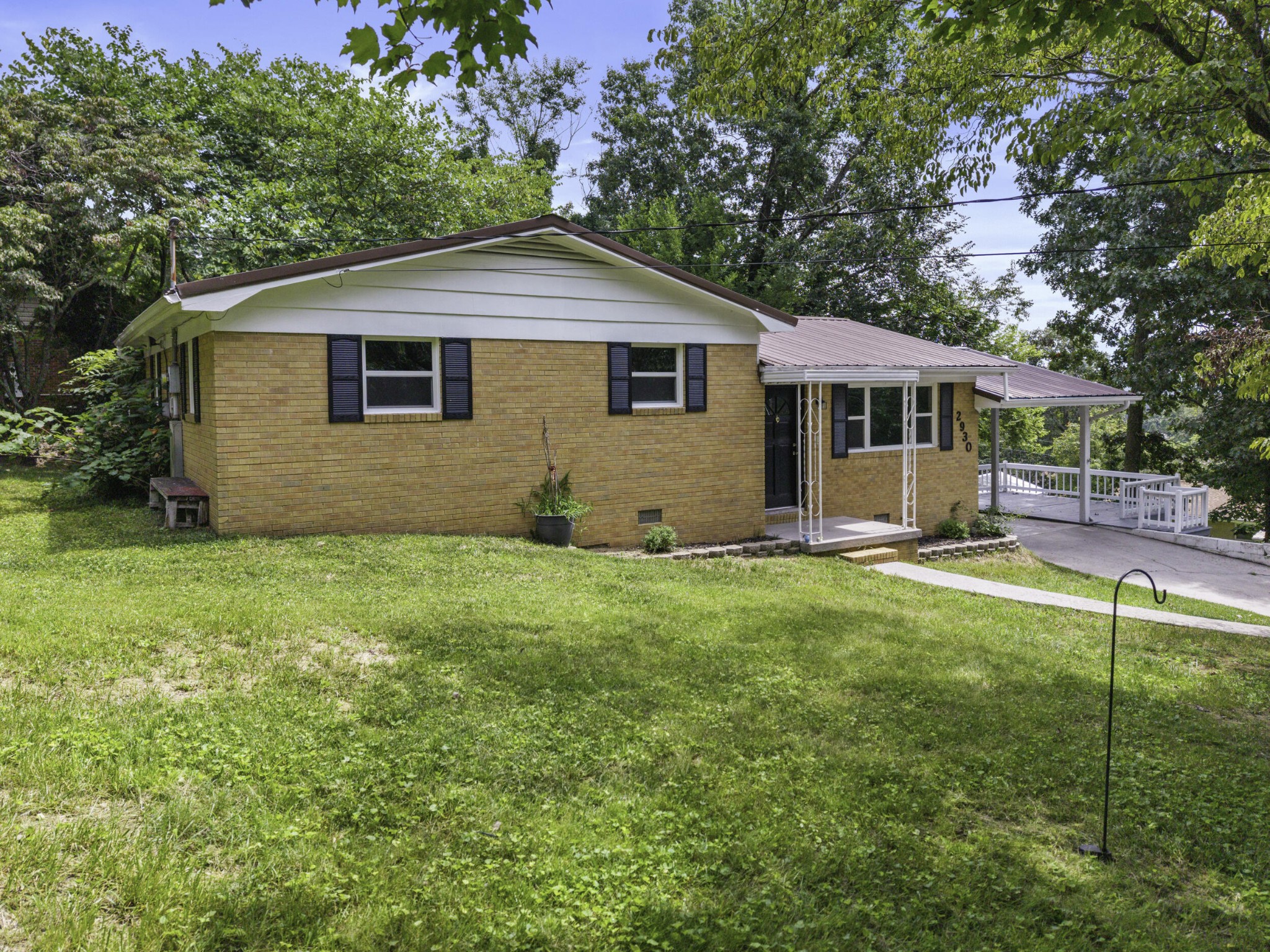 2930 Mountain View Drive, SE