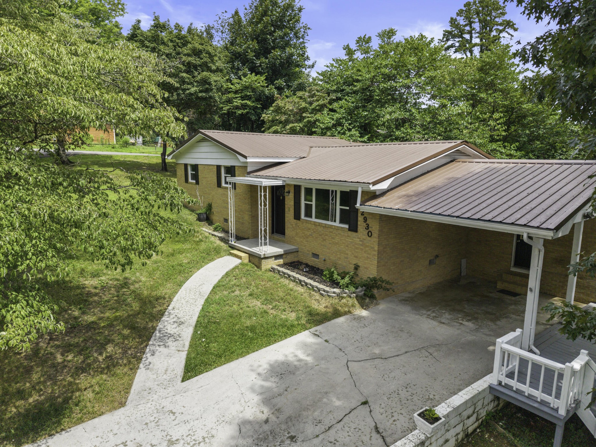 2930 Mountain View Drive, SE