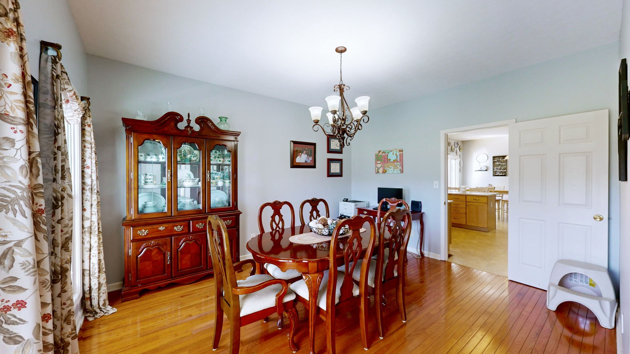 66 Foxhound Rd