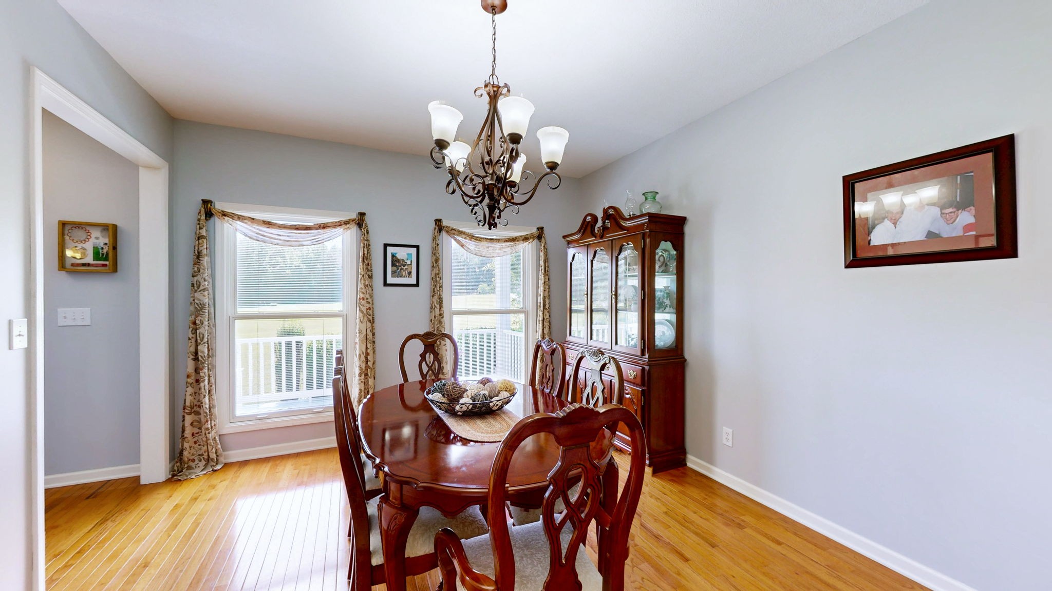 66 Foxhound Rd