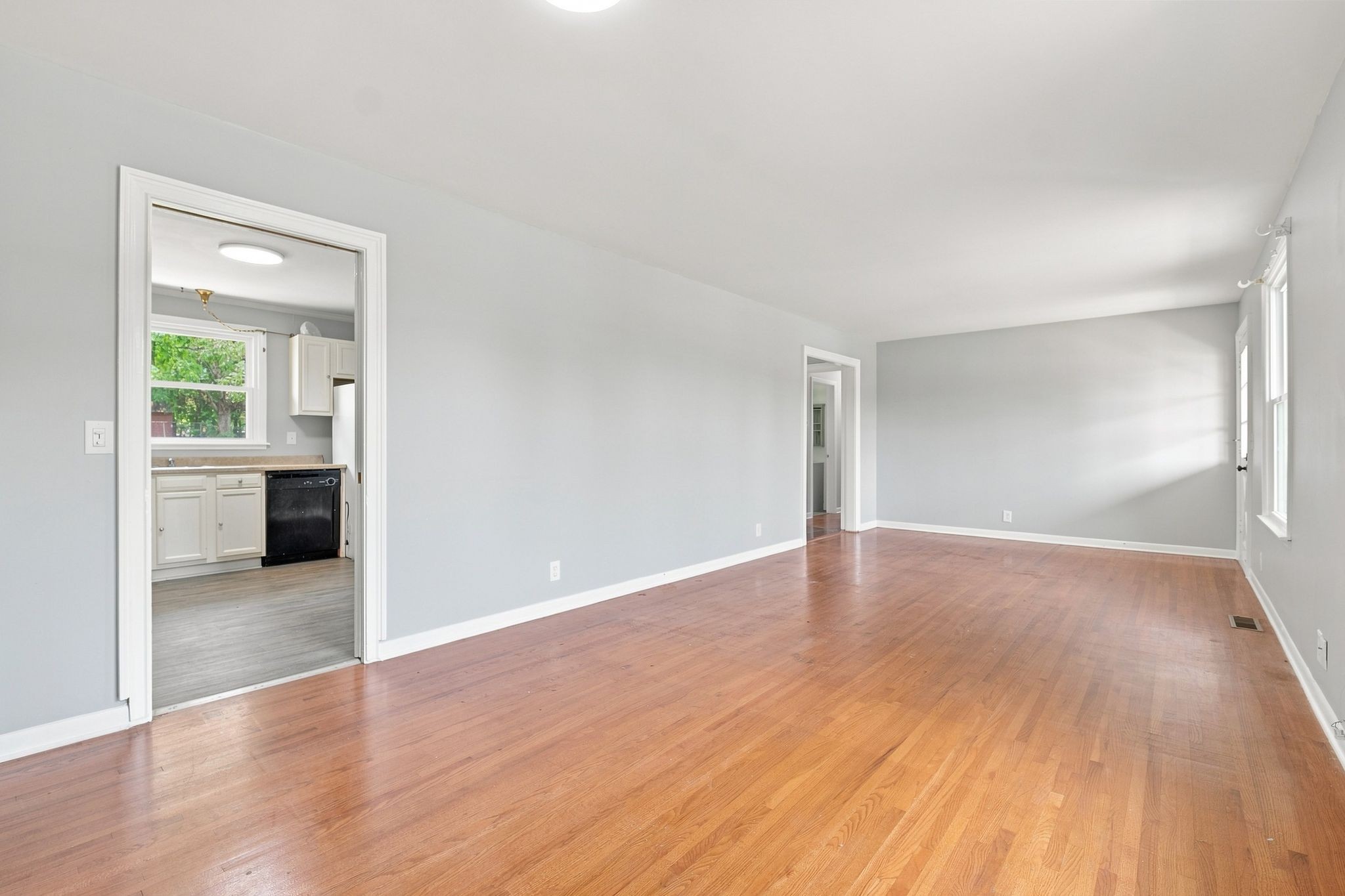 104 Lagrange Dr